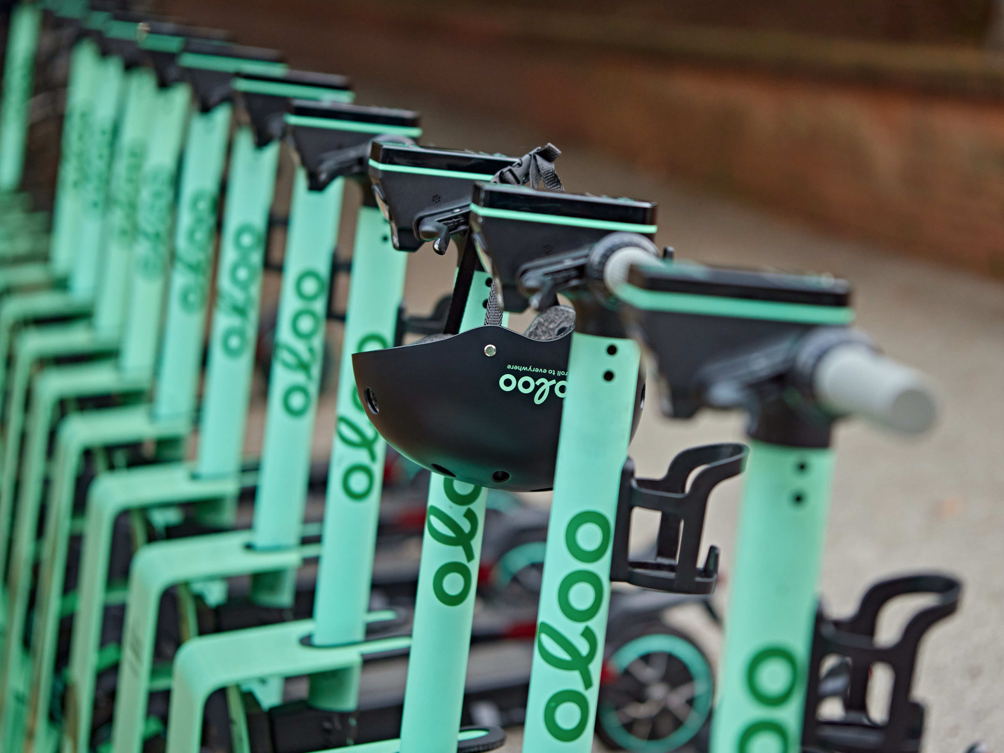 Communication design，Product and Service Identification，