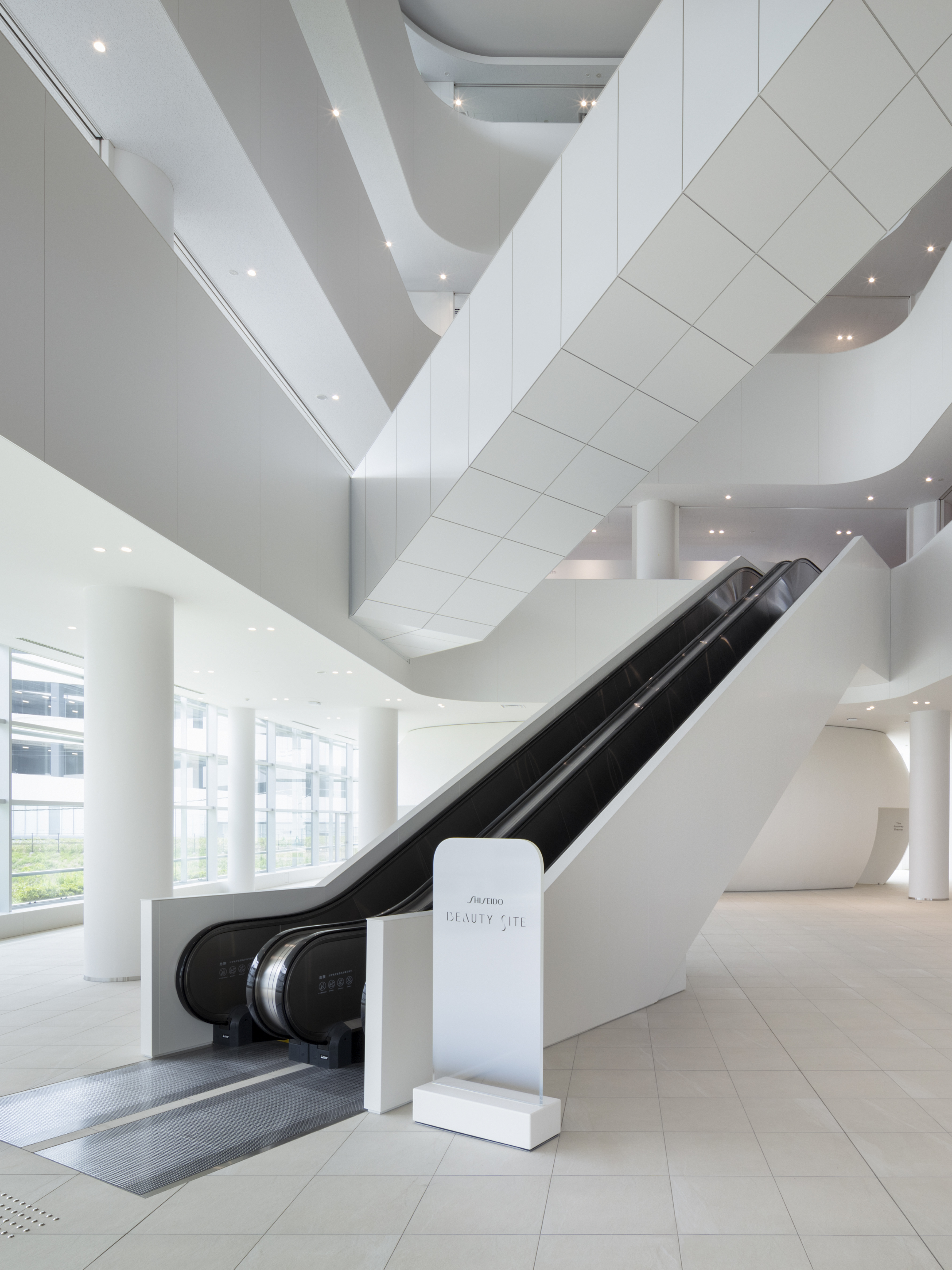 Interior design，Store/Commercial Display Space，