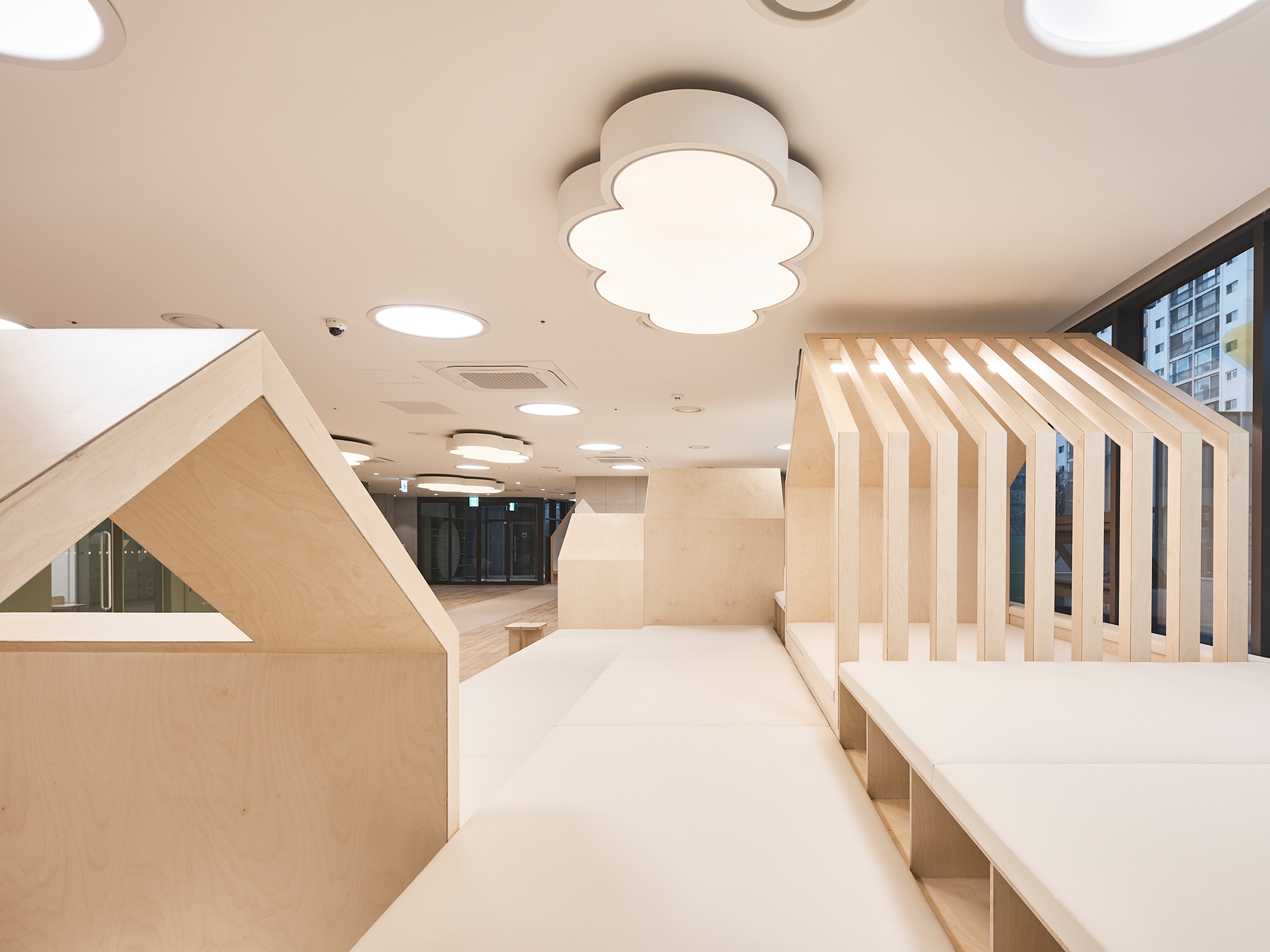 Interior design，public space ，Day care center for primary school students，