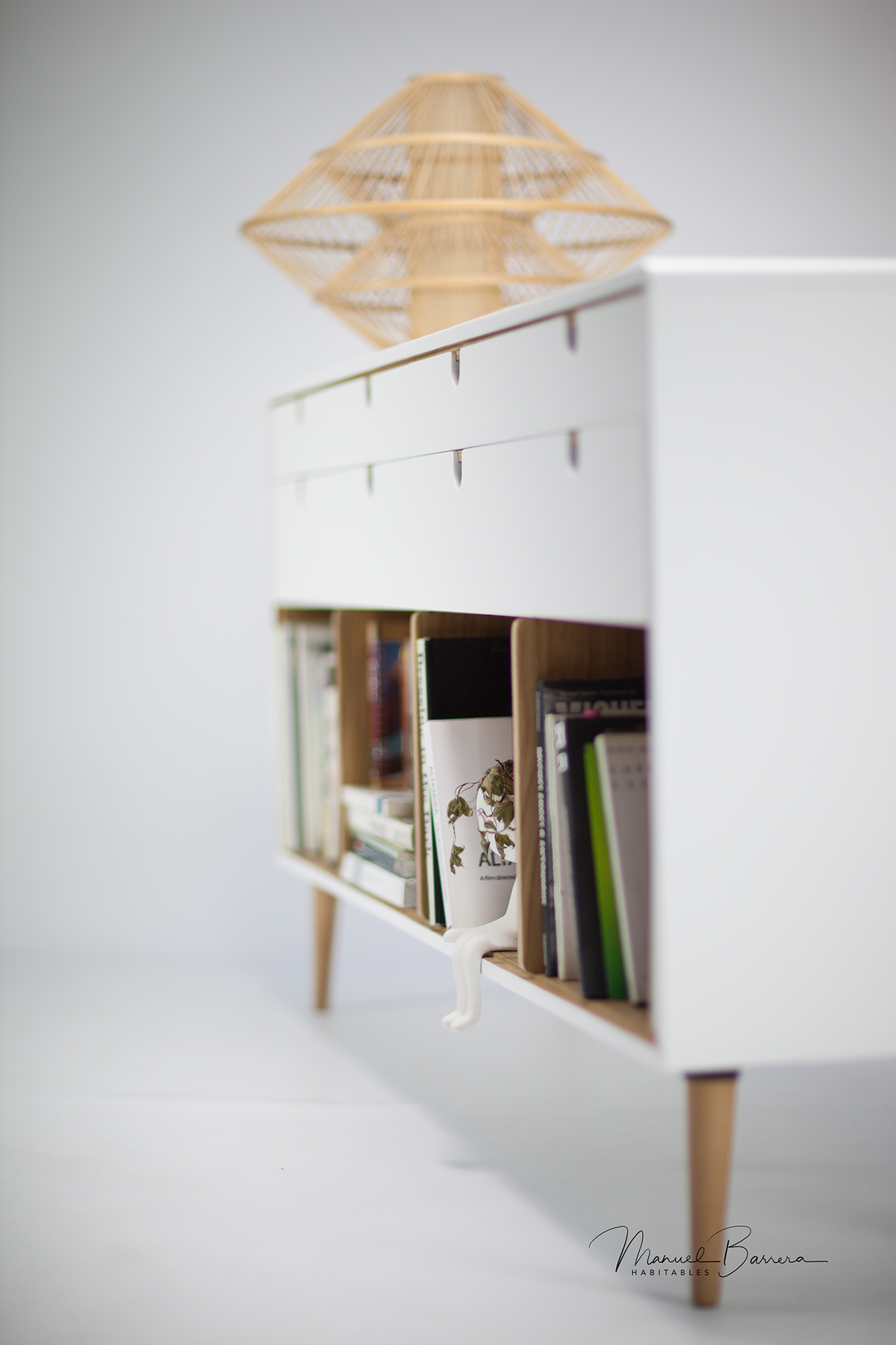 Oak Leah，White paint，Solid oak board，cupboard，