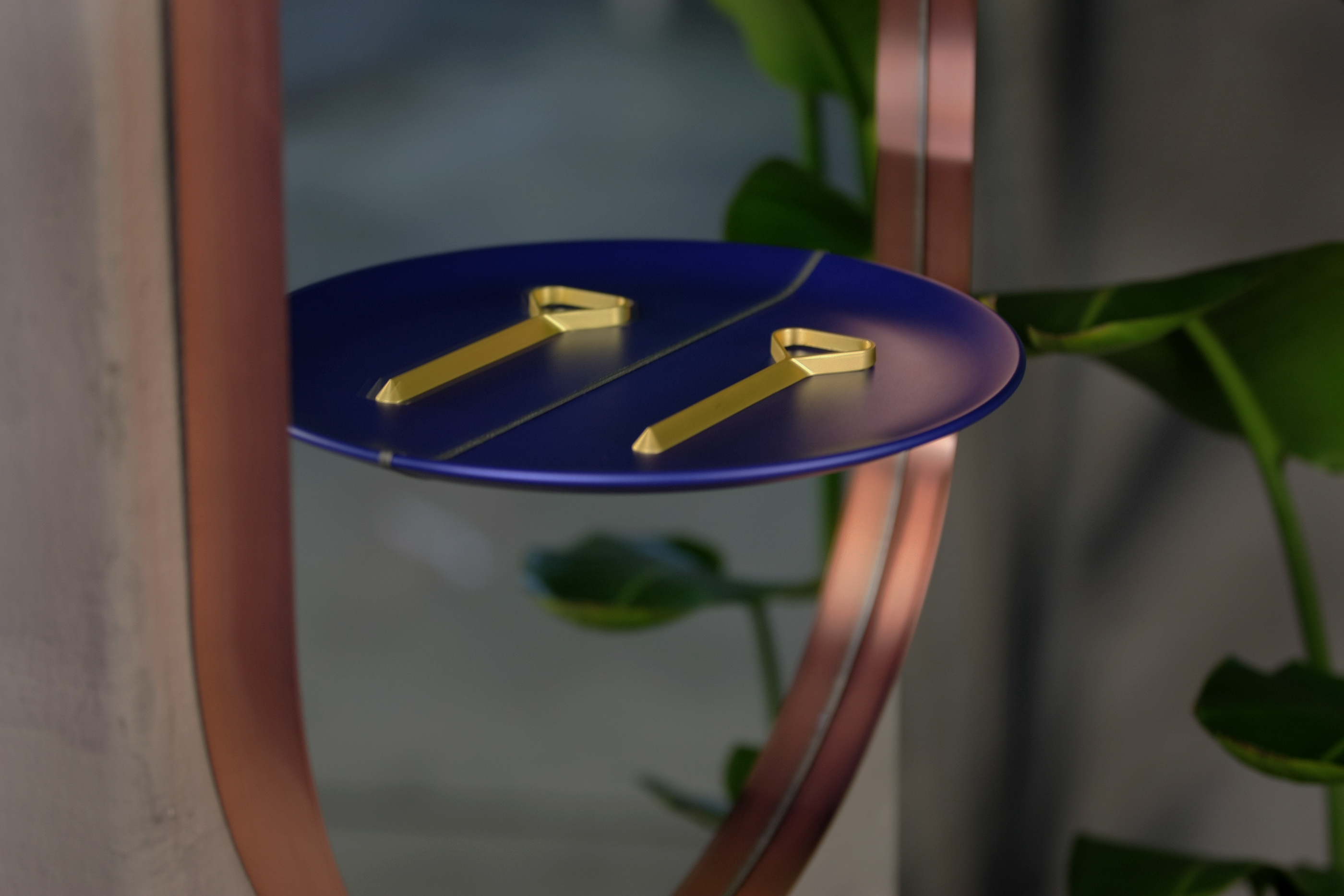 Hospitality，originality，mirror，