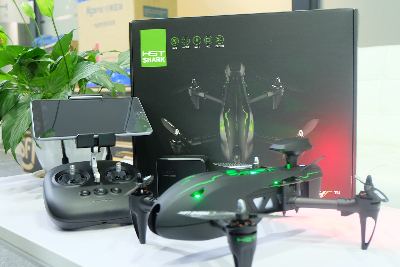 UAV，