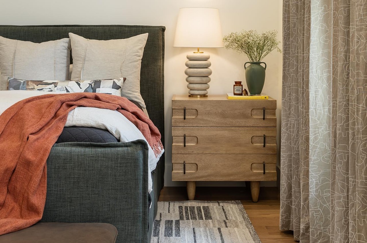 Bed，furniture，Interior design，bedroom，
