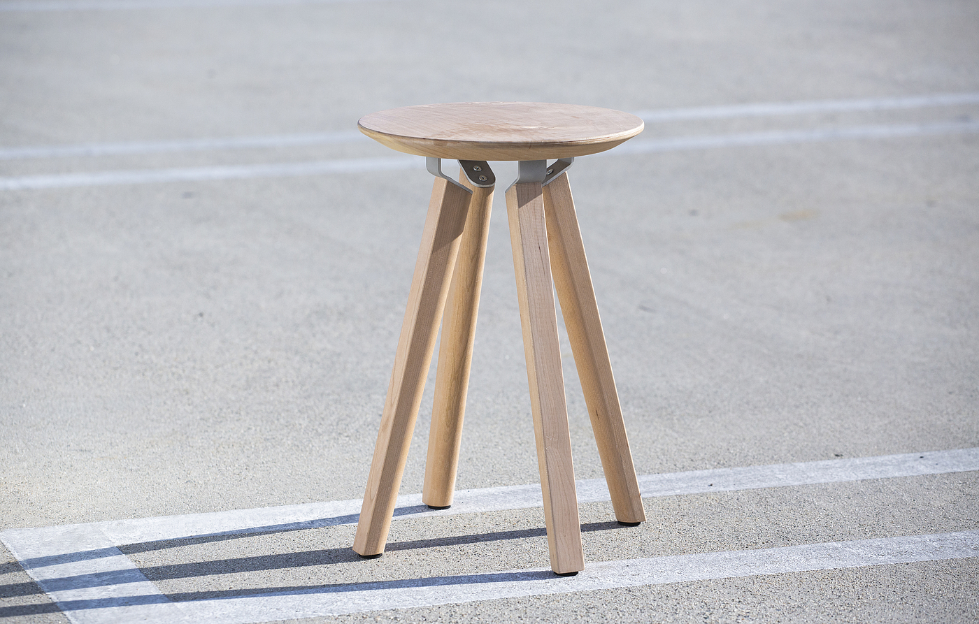 STOOL，WoodenStool，StoolDesign，furniture，furnituredesign，