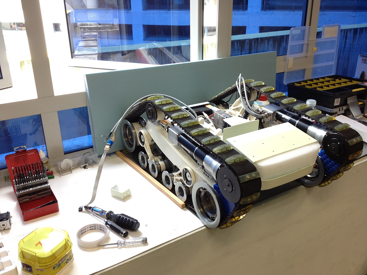 robot，All terrain，military，Tactical，