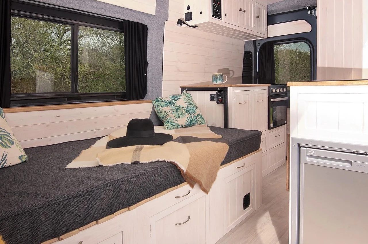 vehicle，Campervan，Design，electric camper，camping，