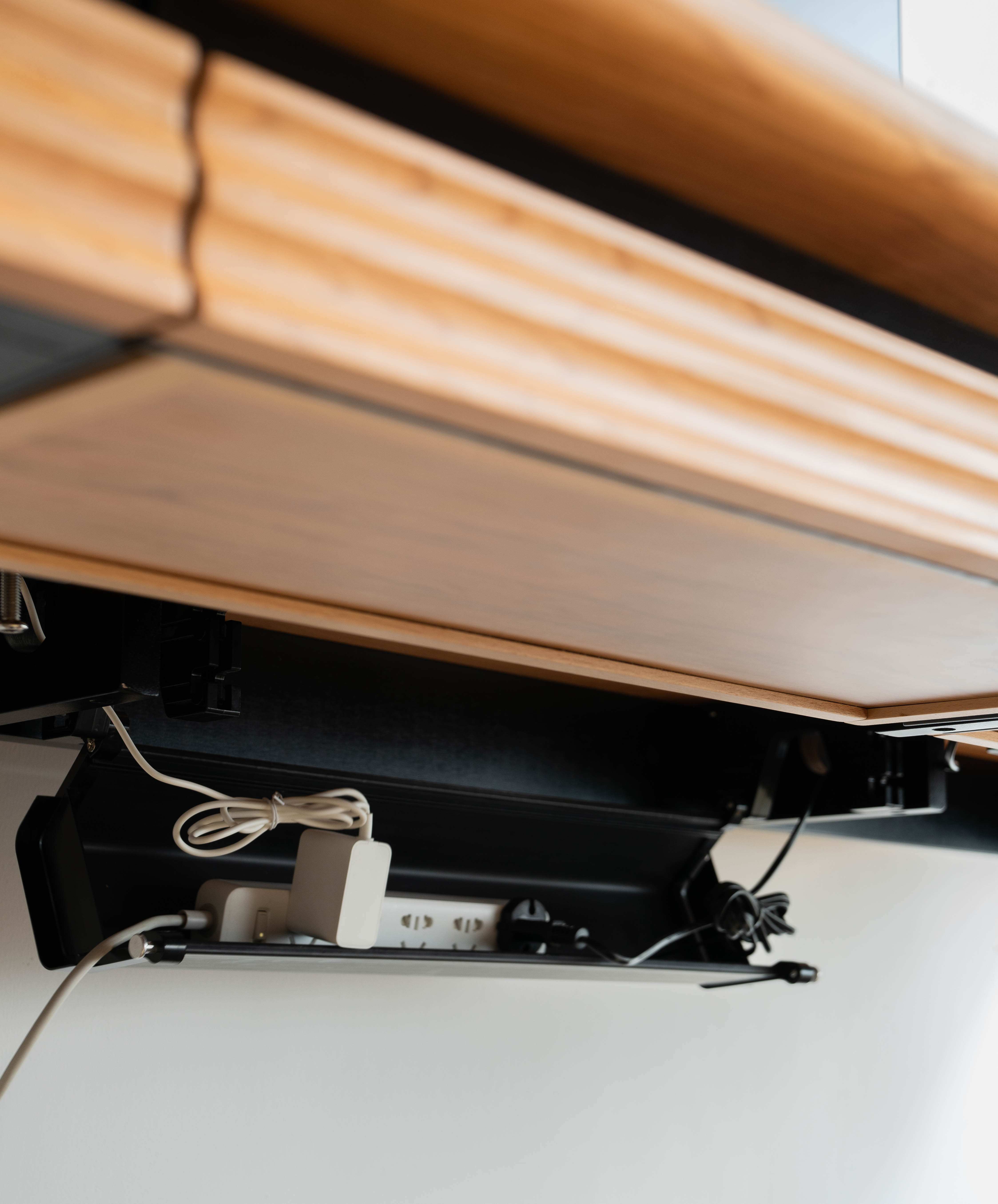 Solid wood furniture，product design，furniture design ，Lifting table，desk，