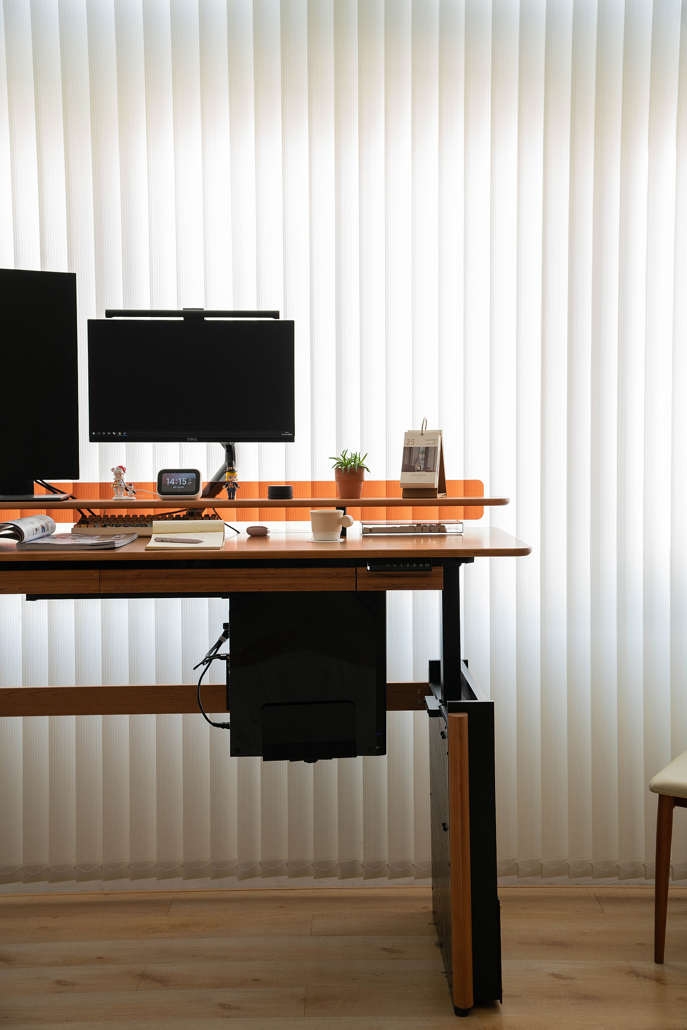 Solid wood furniture，product design，furniture design ，Lifting table，desk，