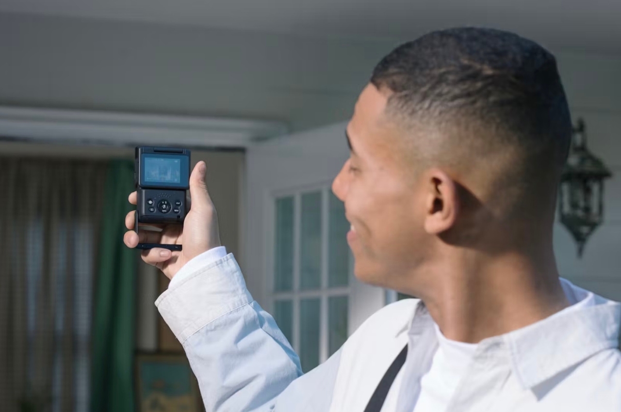 Canon，CANON POWERSHOT V10，video camera，Digital，