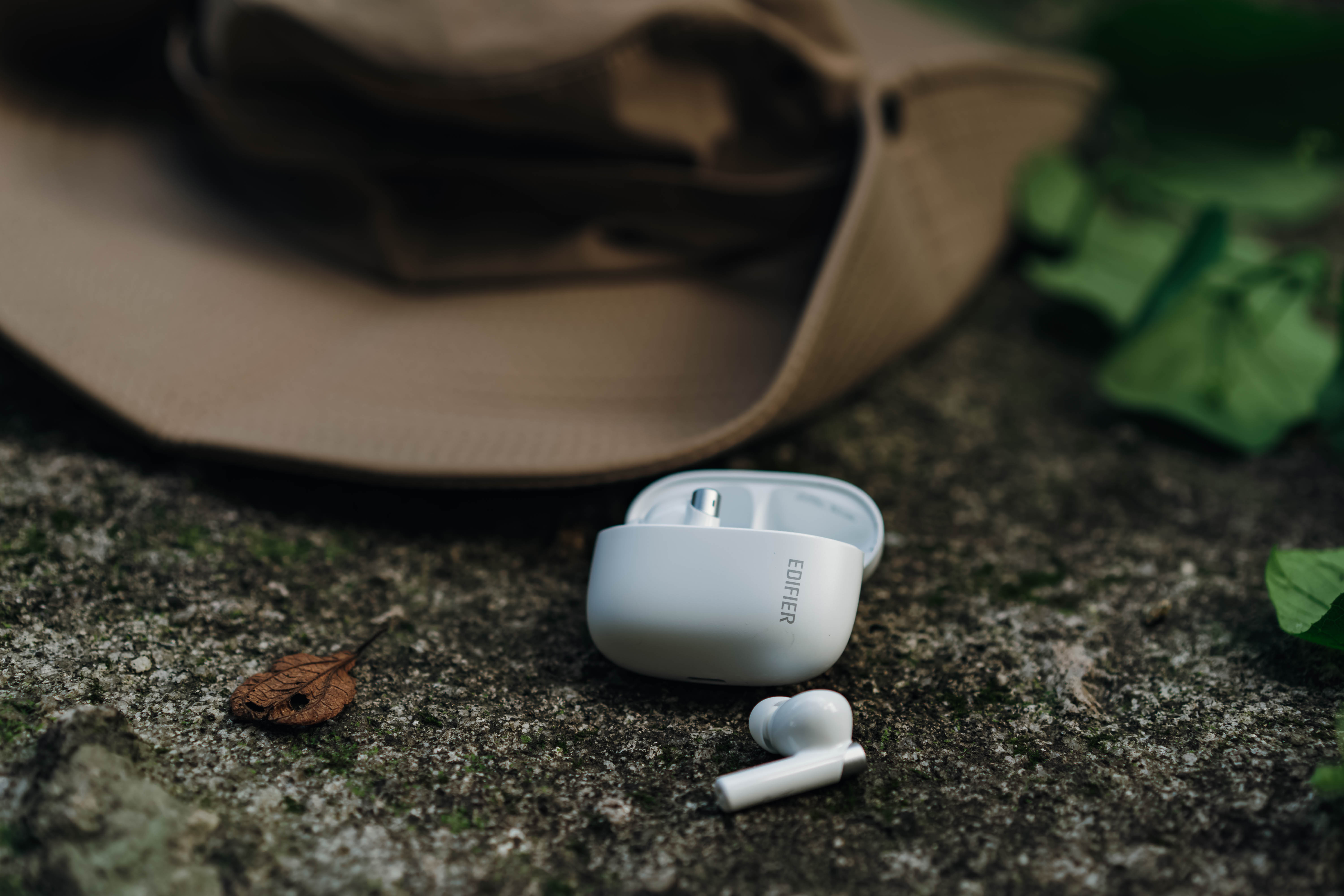 tws，headset，Bluetooth headset，Design，