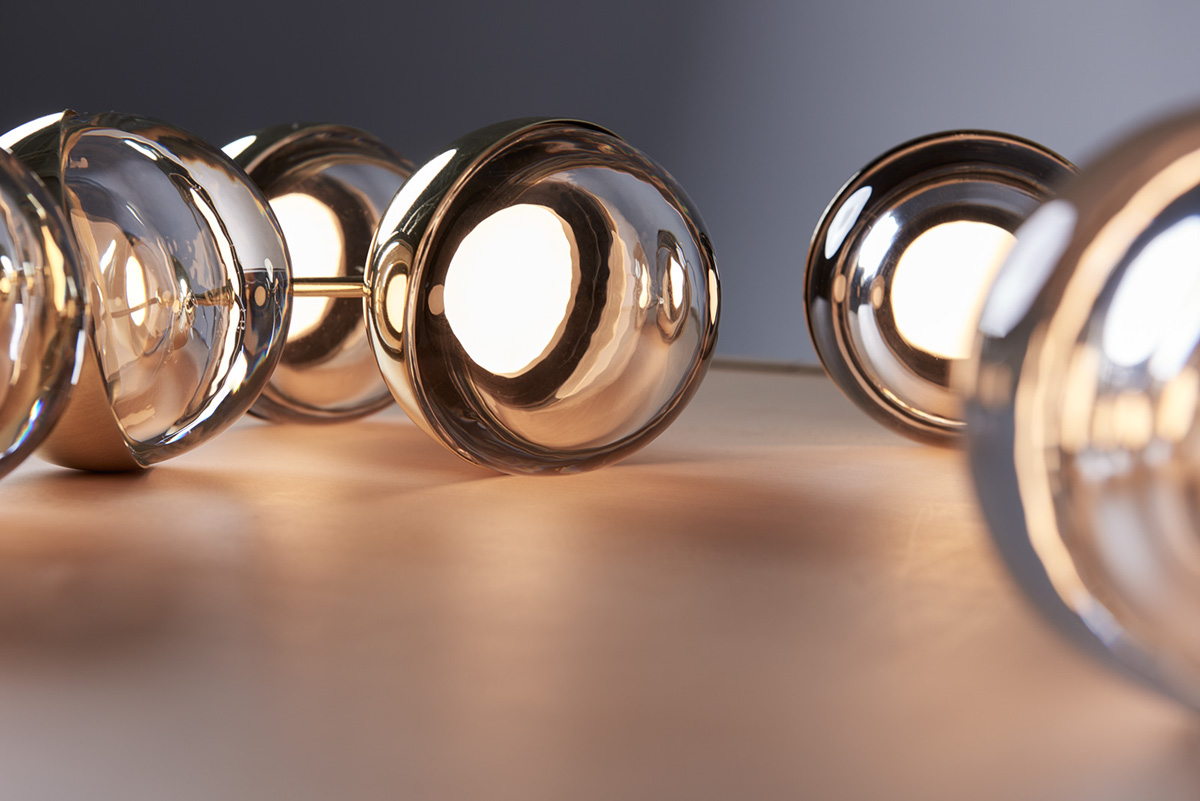 Bedside lamp，Warm light，Metal，geometry，