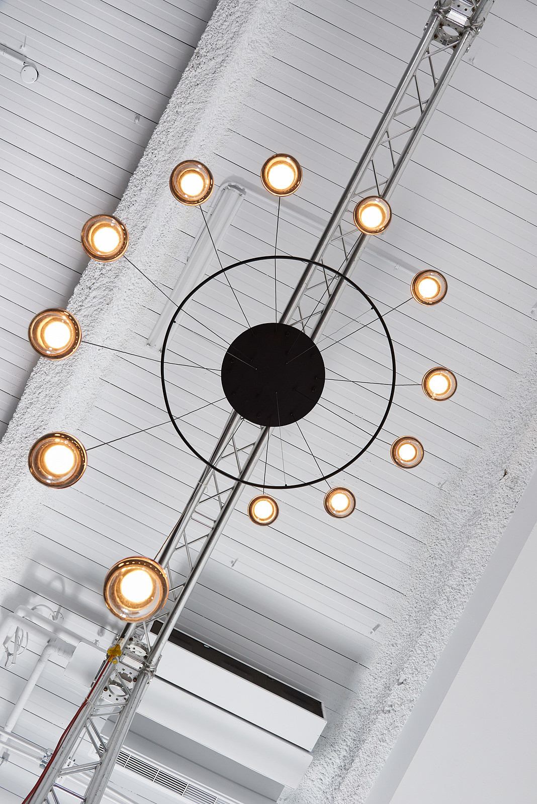 Bedside lamp，Warm light，Metal，geometry，