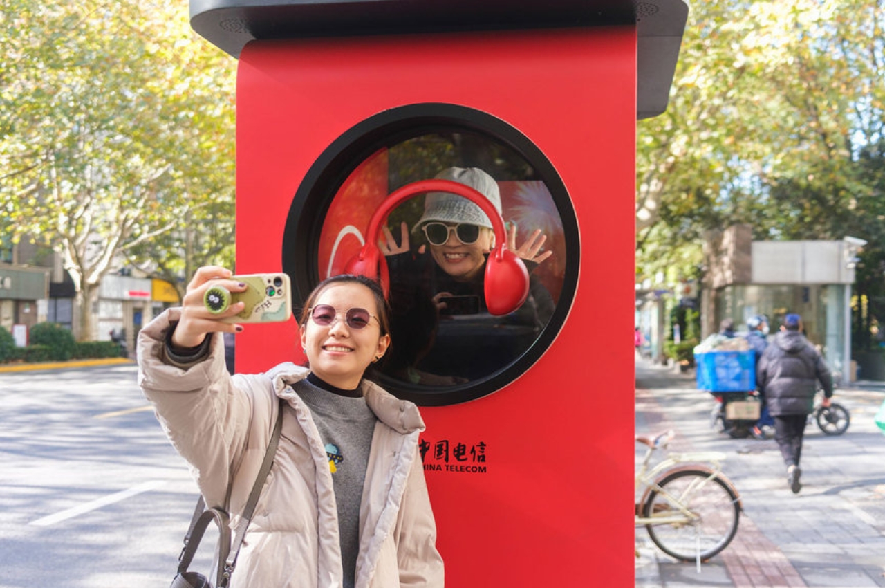 Digital Telephone Booth，Architecture，Telephone booth，communal facilities，