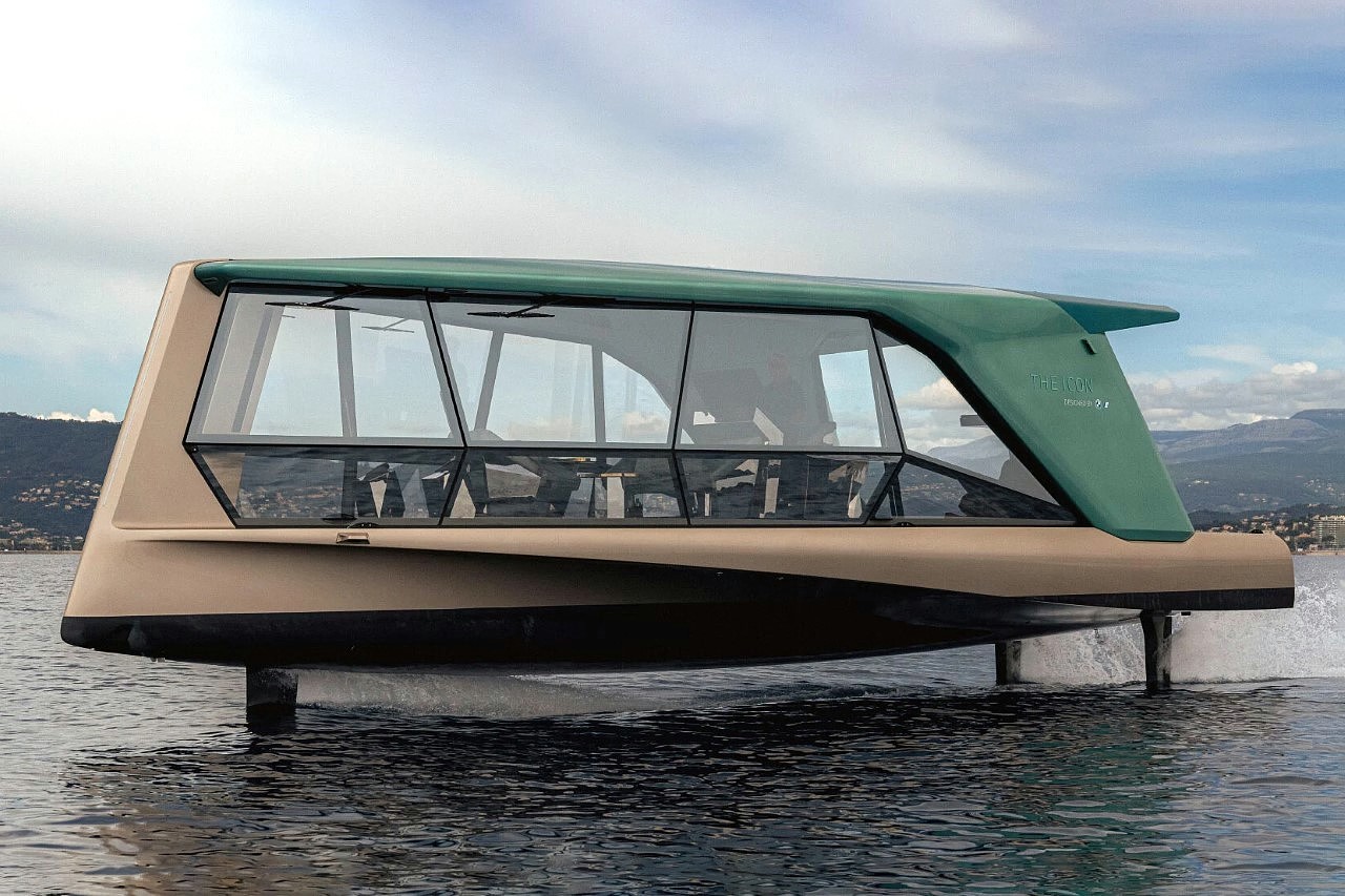 yacht，bmw，luxury，hydrofoil boat，