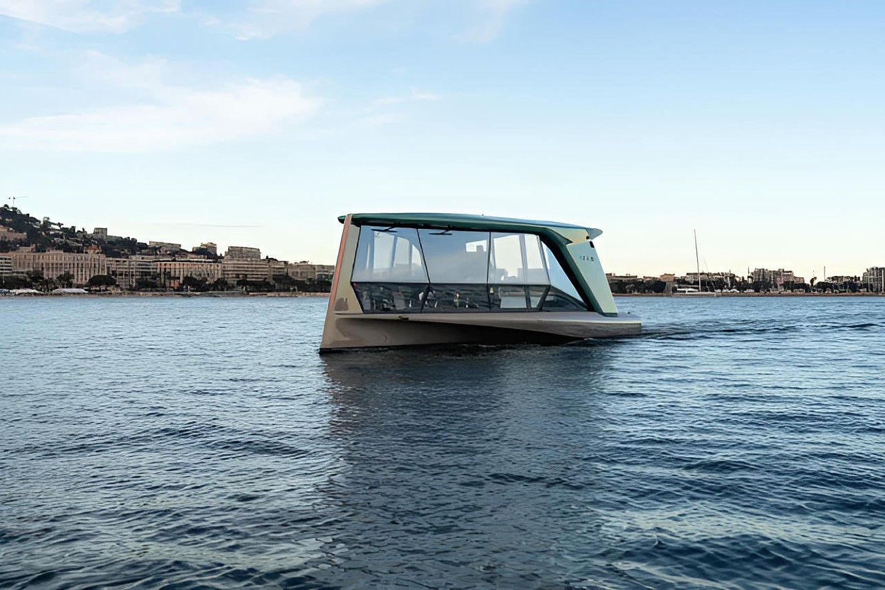 yacht，bmw，luxury，hydrofoil boat，