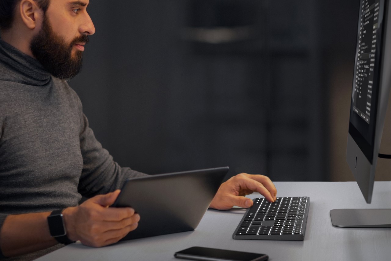 keyboard，Apple，Backlight，charge，