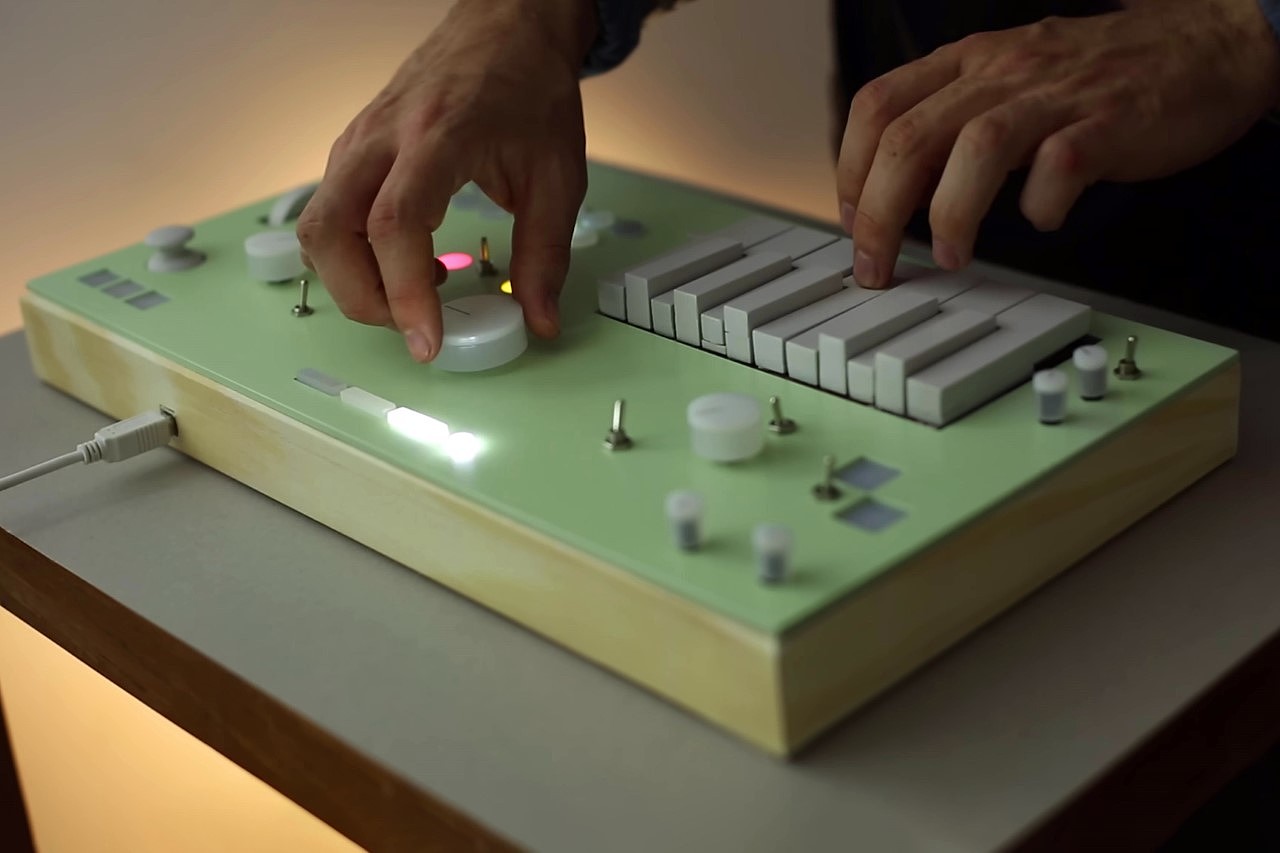 MIDI，Synthesizer，music，Chord，