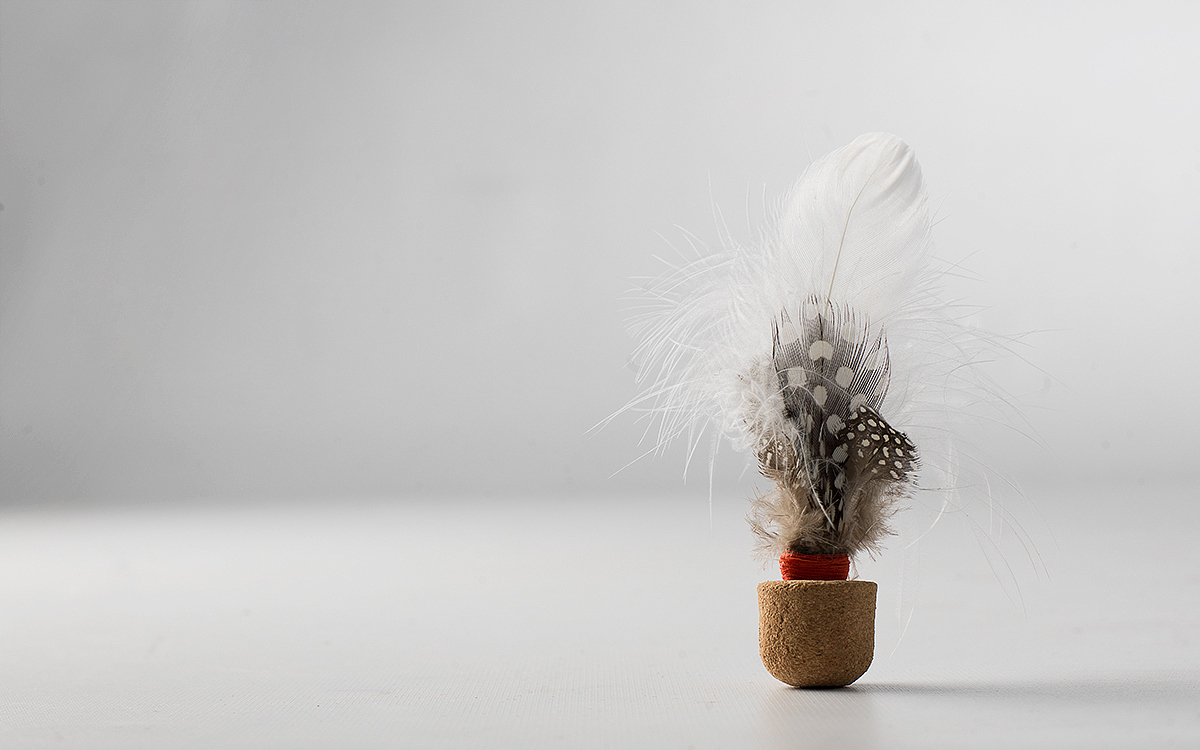 shuttlecock，Feather，USB drive，beat all，furniture，assemble，Wood marble combination，Easy to assemble，Picture frame，Flowerpot，Potted plants，two-dimensional，three-dimensional，Porcelain，tableware，Pinecone，Hand drawing，