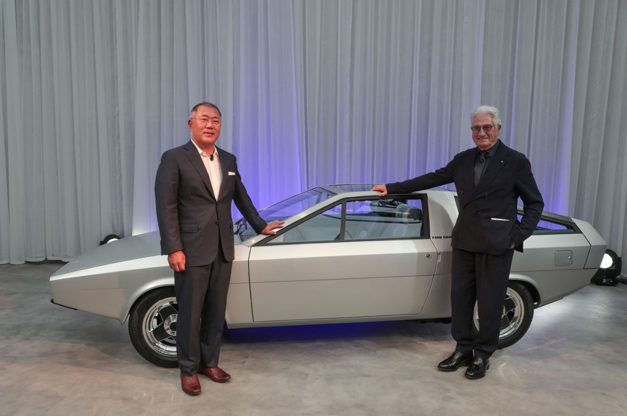 automobile，vehicle，hyundai，modern，