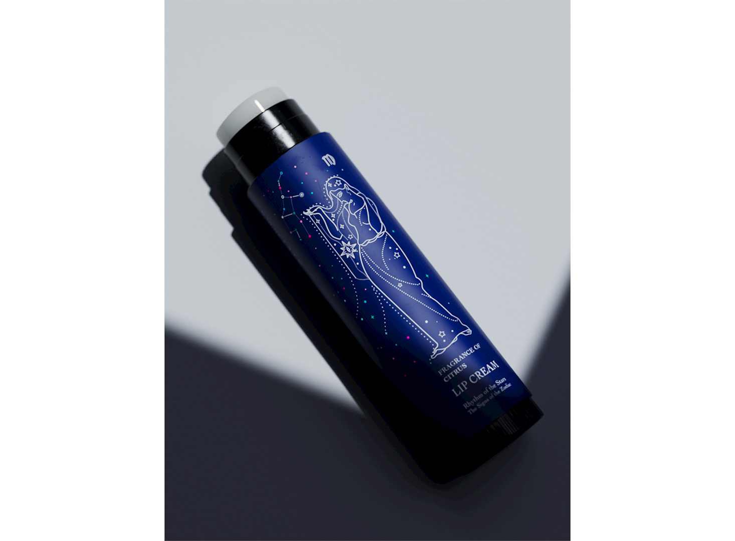 Illustration，packing，skin care products，Beauty makeup，C4D Redshift，illustrator，