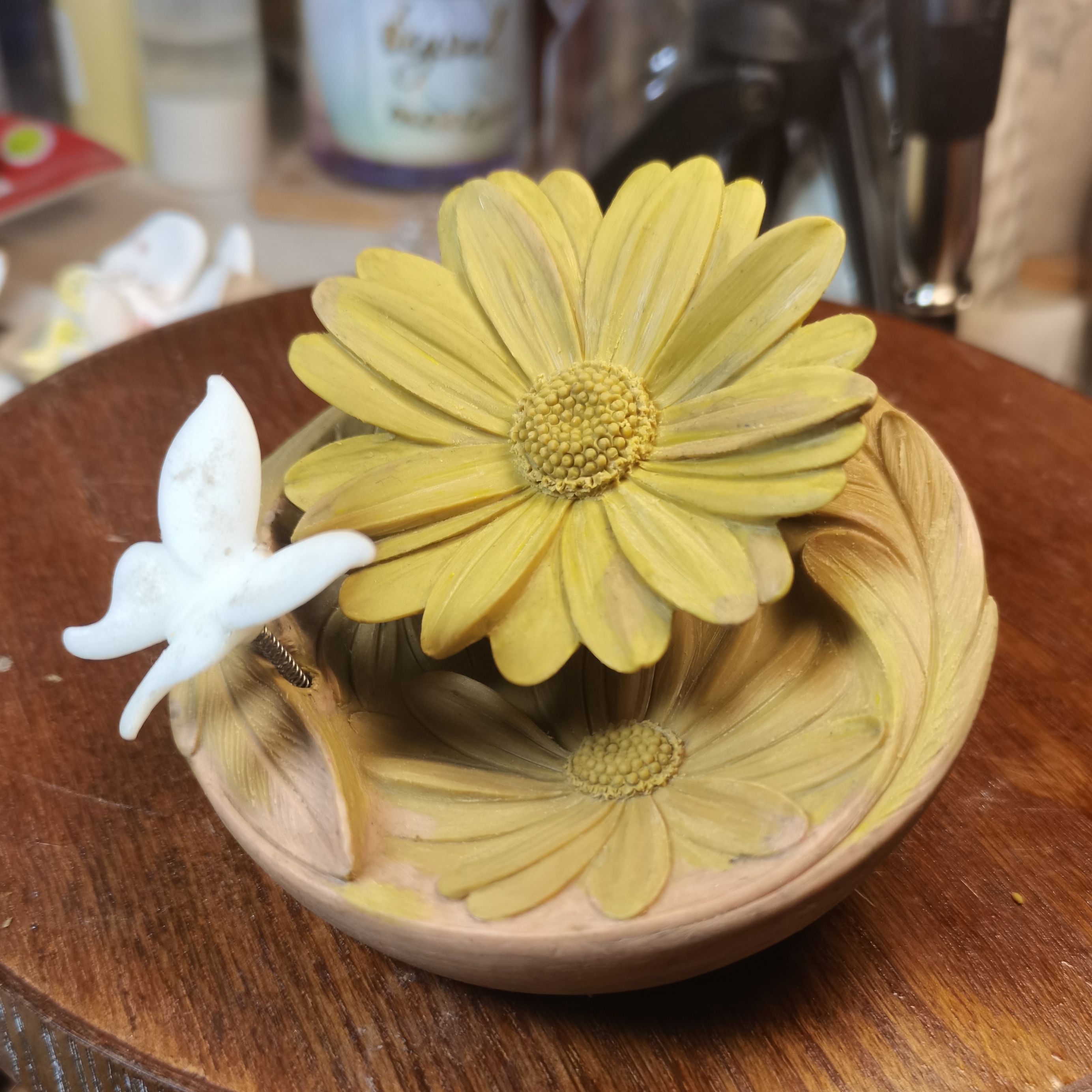 Aesthetic, extreme, decompression, field, fire prevention, theft prevention and girlfriends，