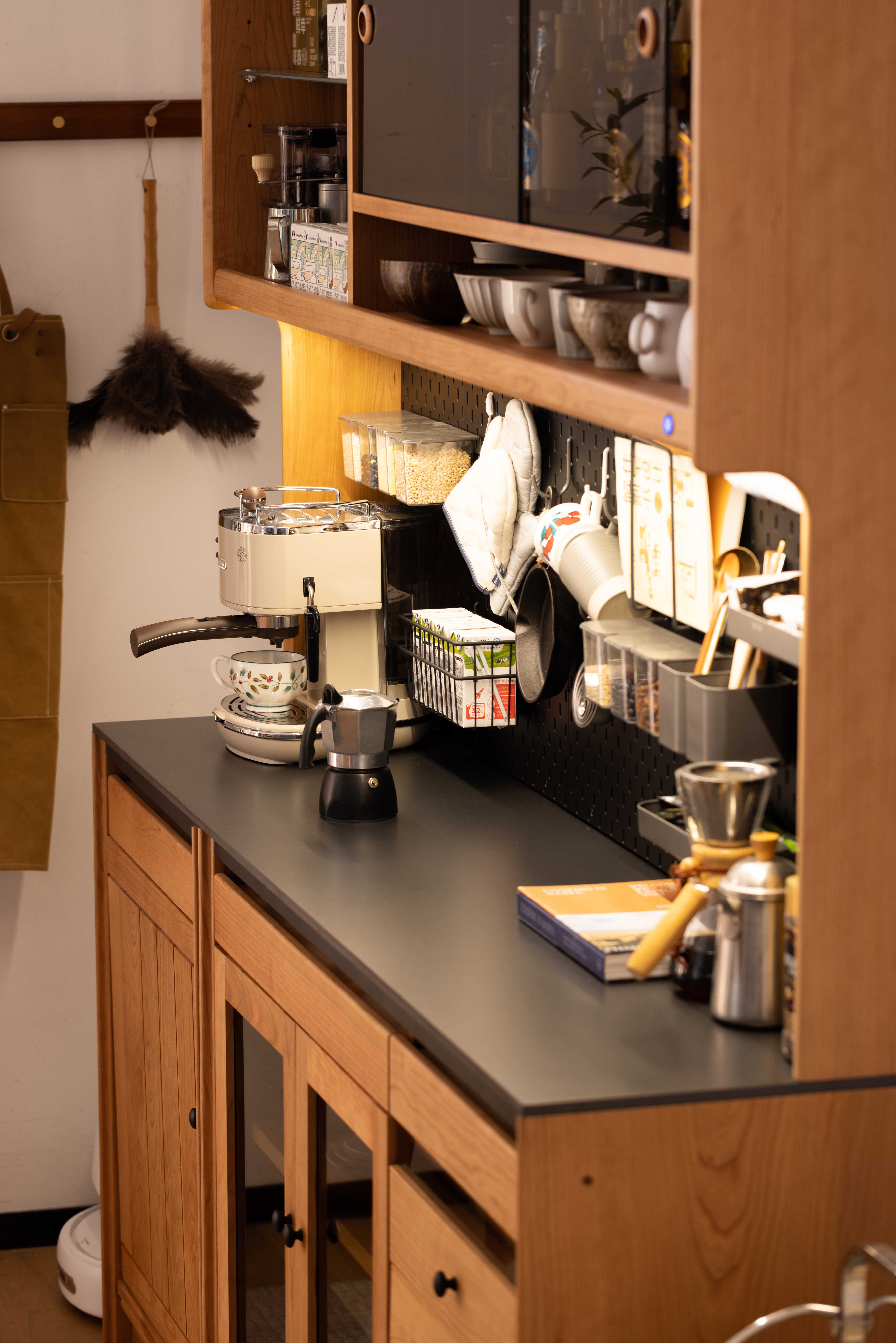 furniture design ，Solid wood furniture，Original design，Sideboard，