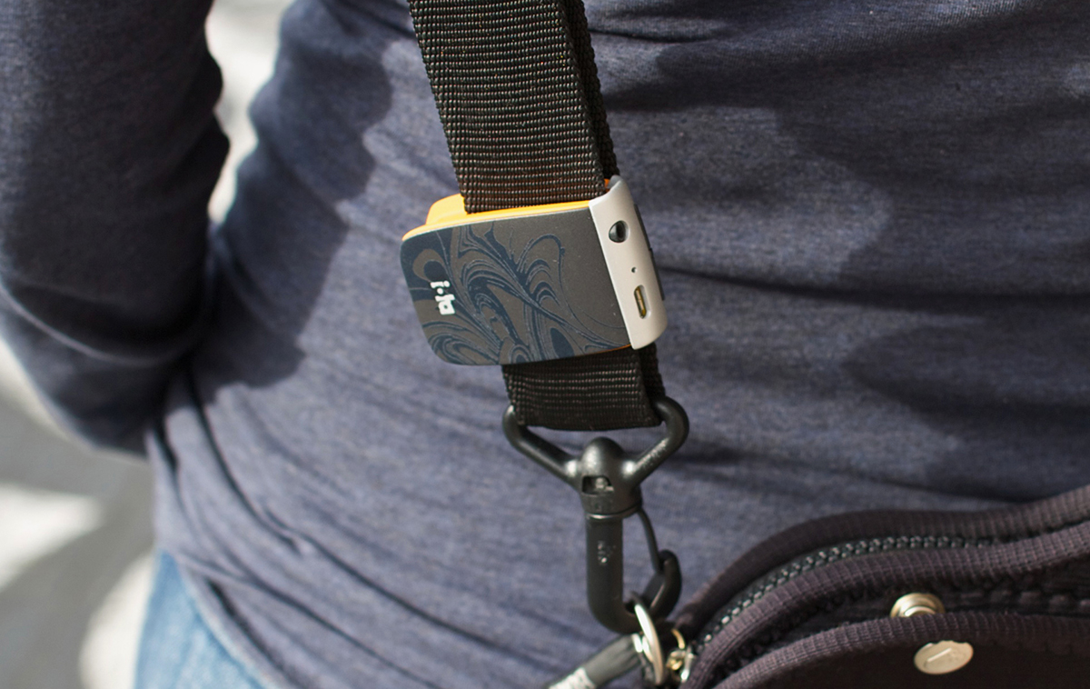 IOTA，Wearable ，Demodulator，
