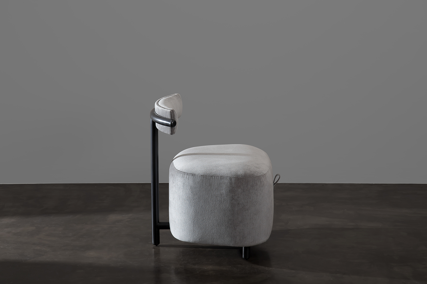 LOOP CHAIR—，comfortable，chair，furniture，