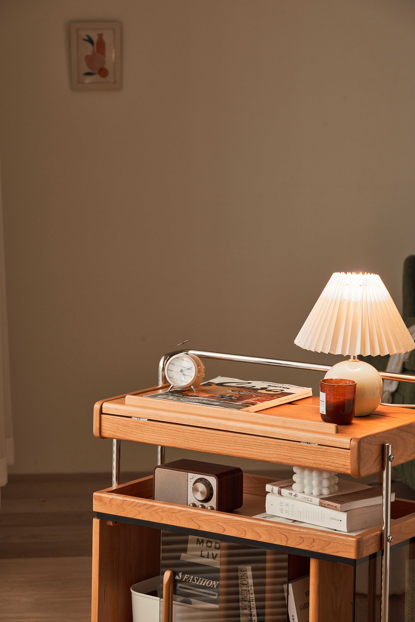 furniture design ，Solid wood furniture，industrial design，Original design，Mobile Side Cabinet，