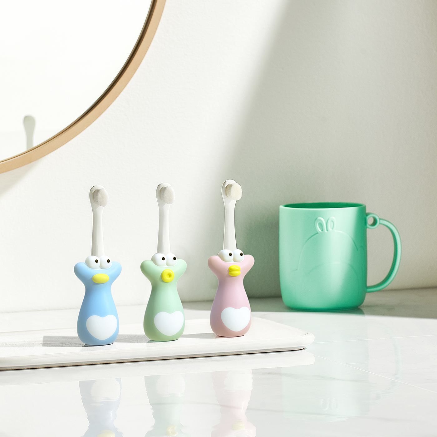 children，toothbrush，Mother and baby，Wan Mao Brush，Milk toothbrush，brush one 's teeth，clean，brush，