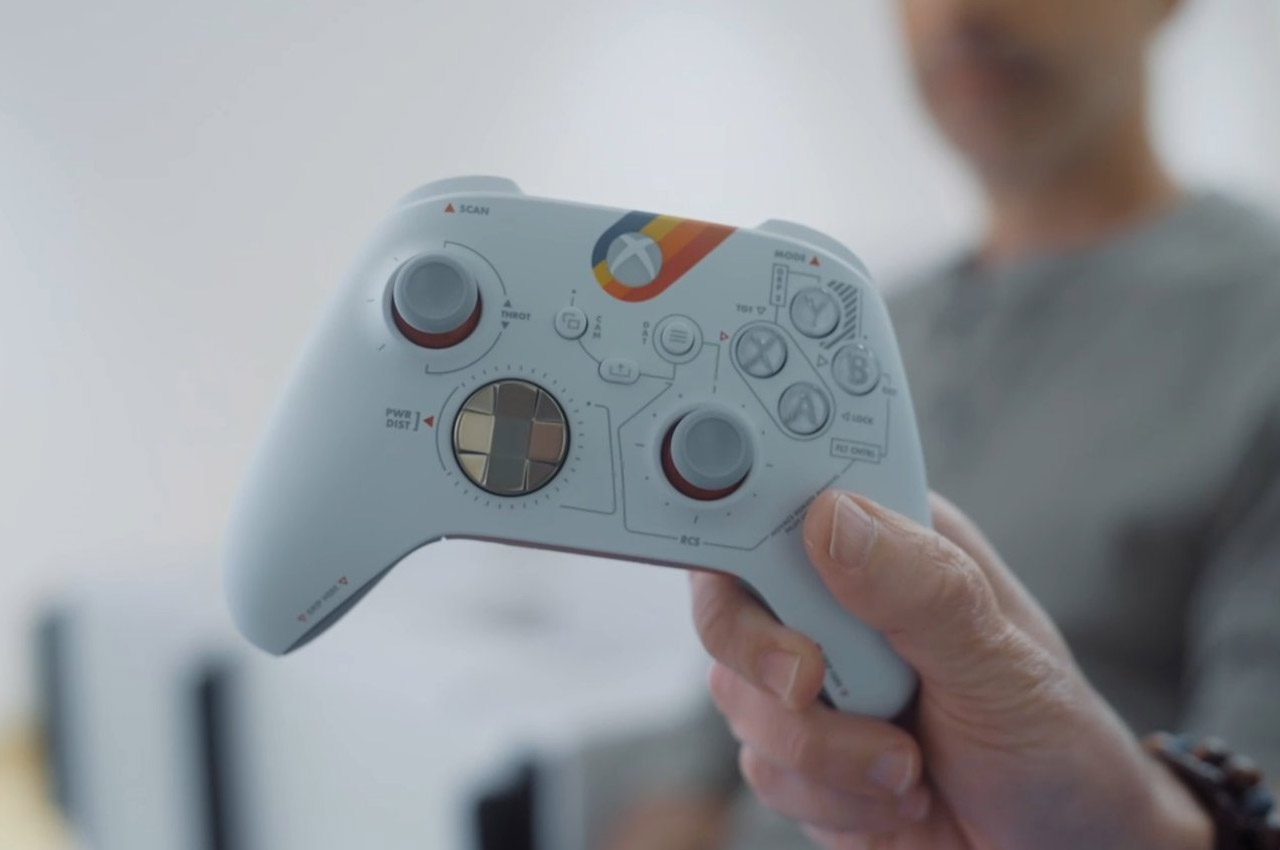 headset，Game handle，Wrist watch，Digital，