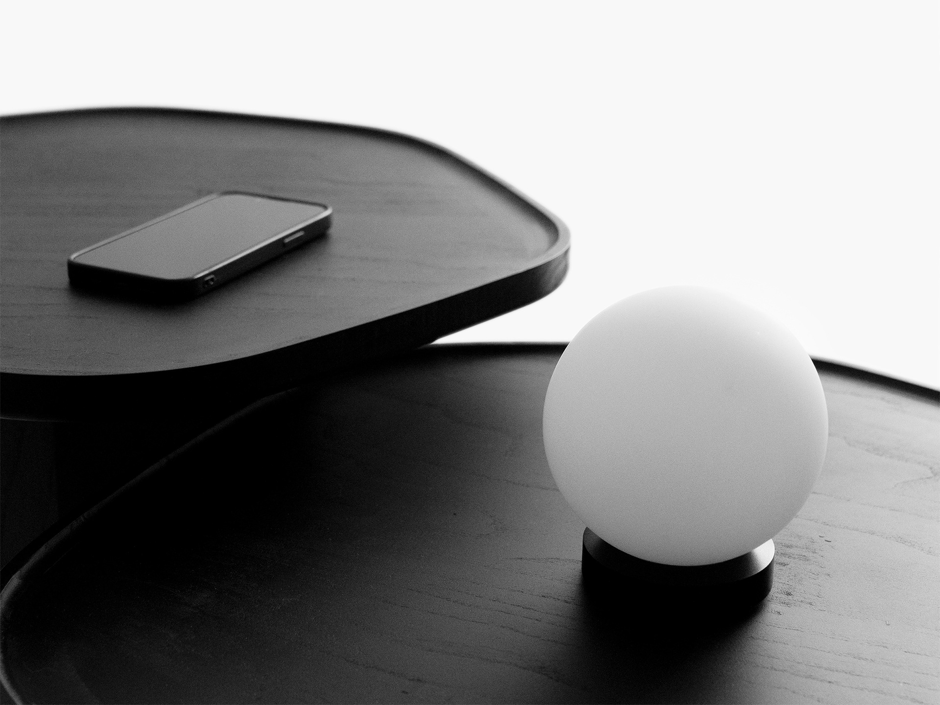 furniture，interior space ，Designer furniture，furniture design ，Wireless charging，Side table，lamps and lanterns，Wall lamp，