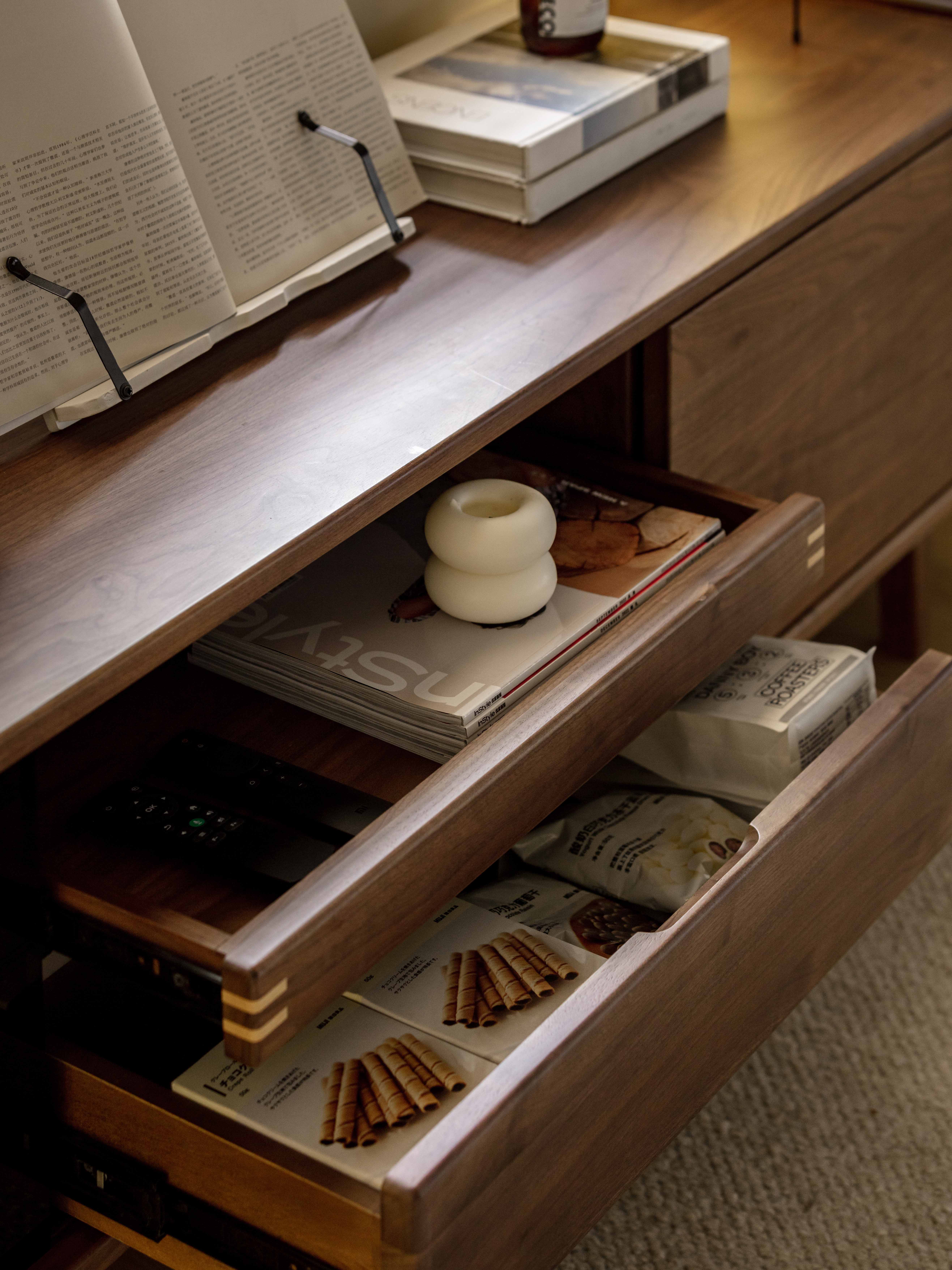 furniture design ，Original design，Solid wood furniture，industrial design，TV cabinet，