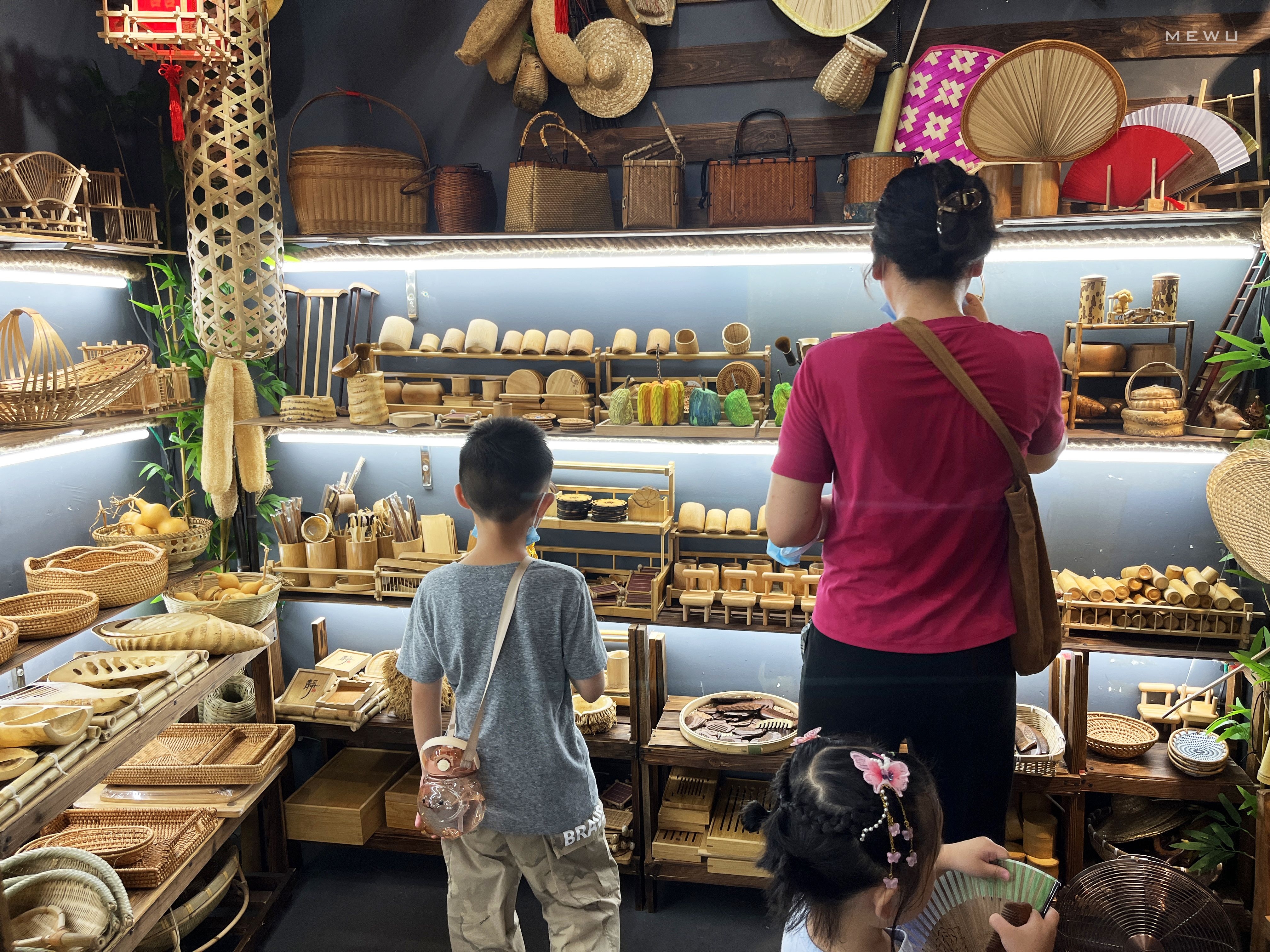 Wood carving，ornament，Ornaments，Shelving，