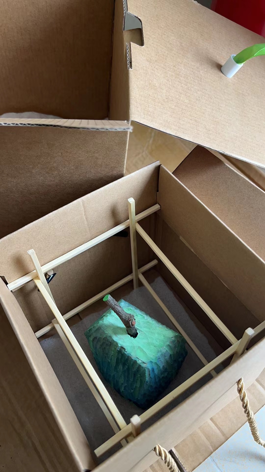 Wood carving，ornament，Ornaments，Shelving，