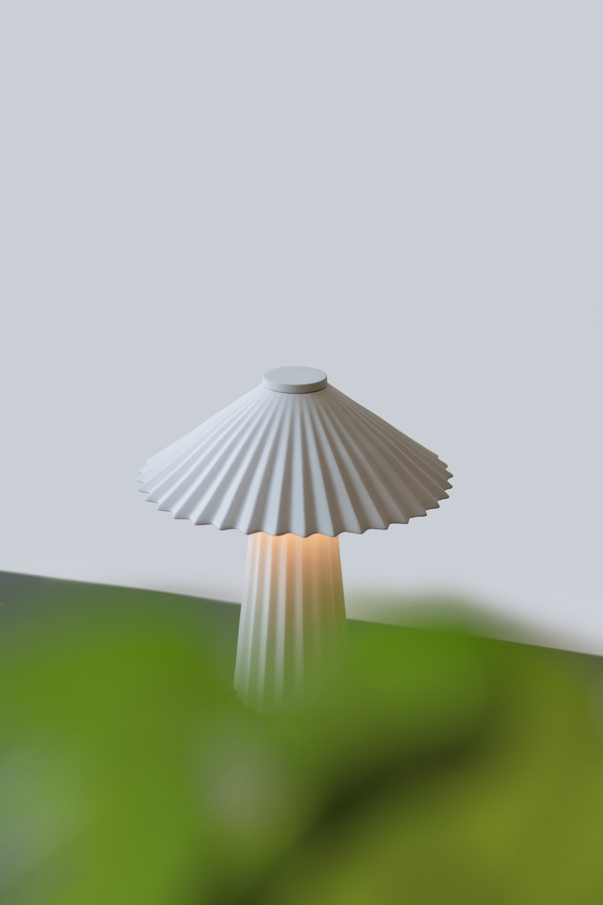 porcelain lamp，Folding design，product design，Fashion lamps，