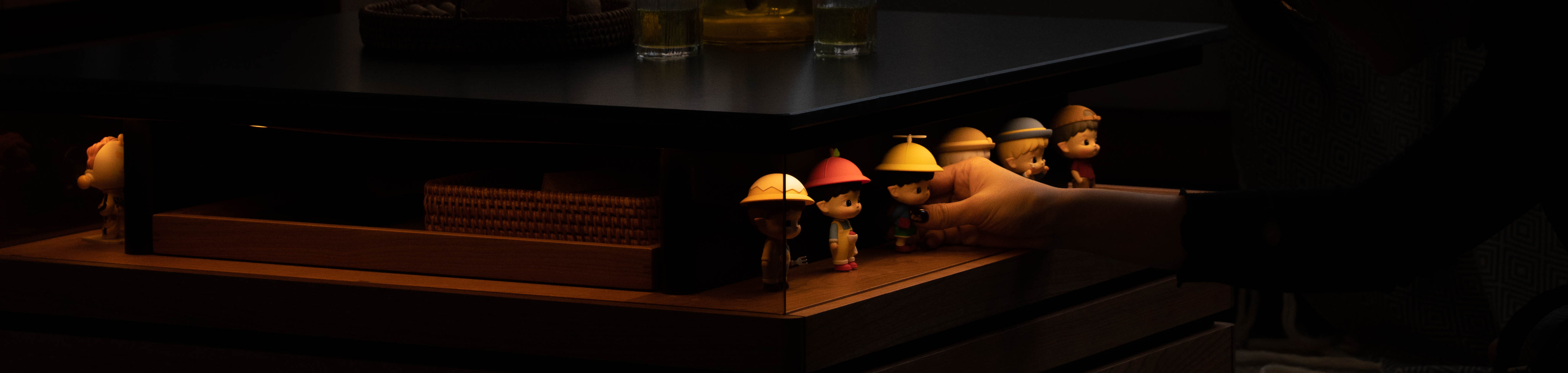 Solid wood furniture，furniture design ，product design，tea table，Display cabinet，