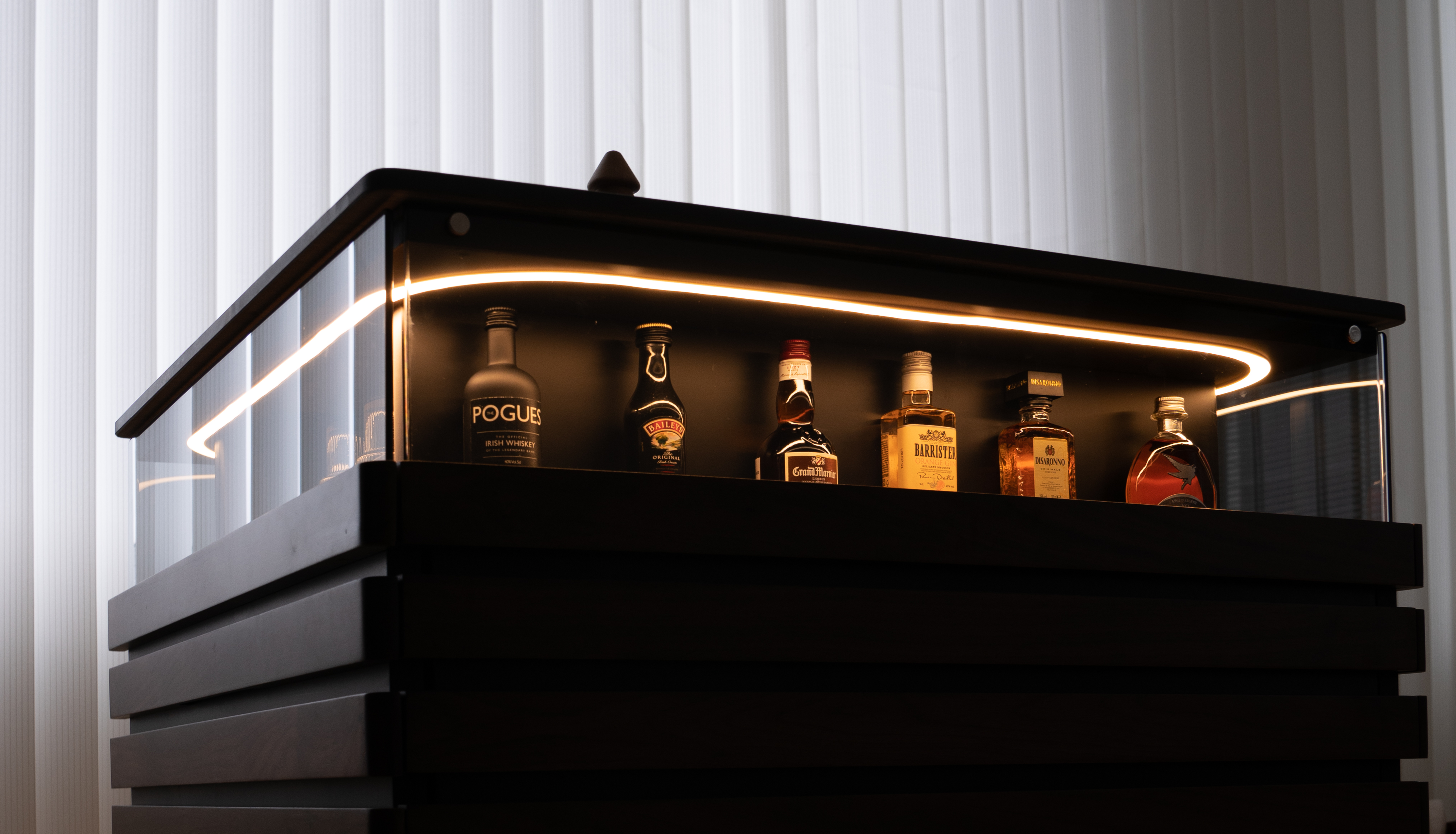 Solid wood furniture，furniture design ，product design，tea table，Display cabinet，