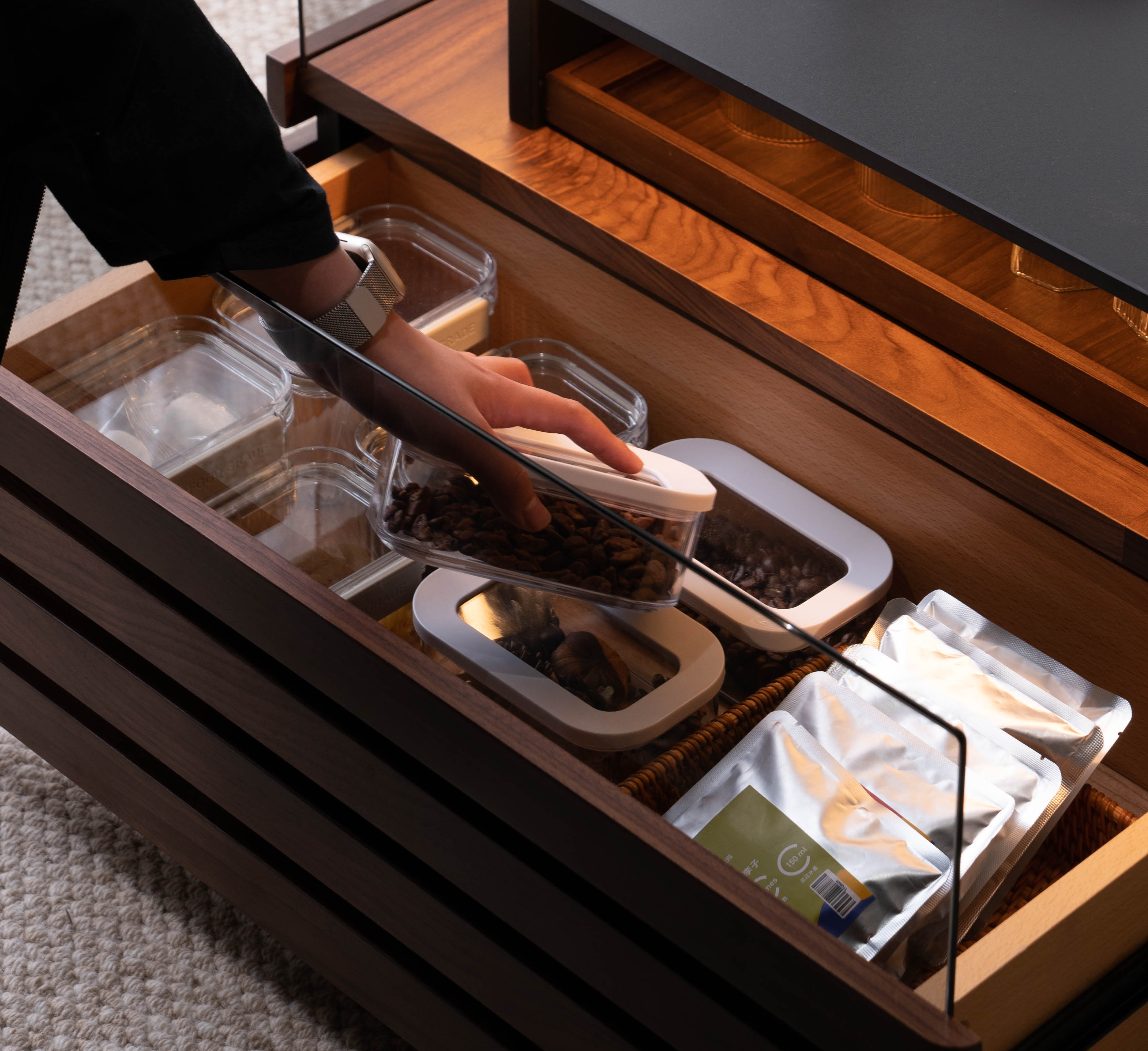 Solid wood furniture，furniture design ，product design，tea table，Display cabinet，