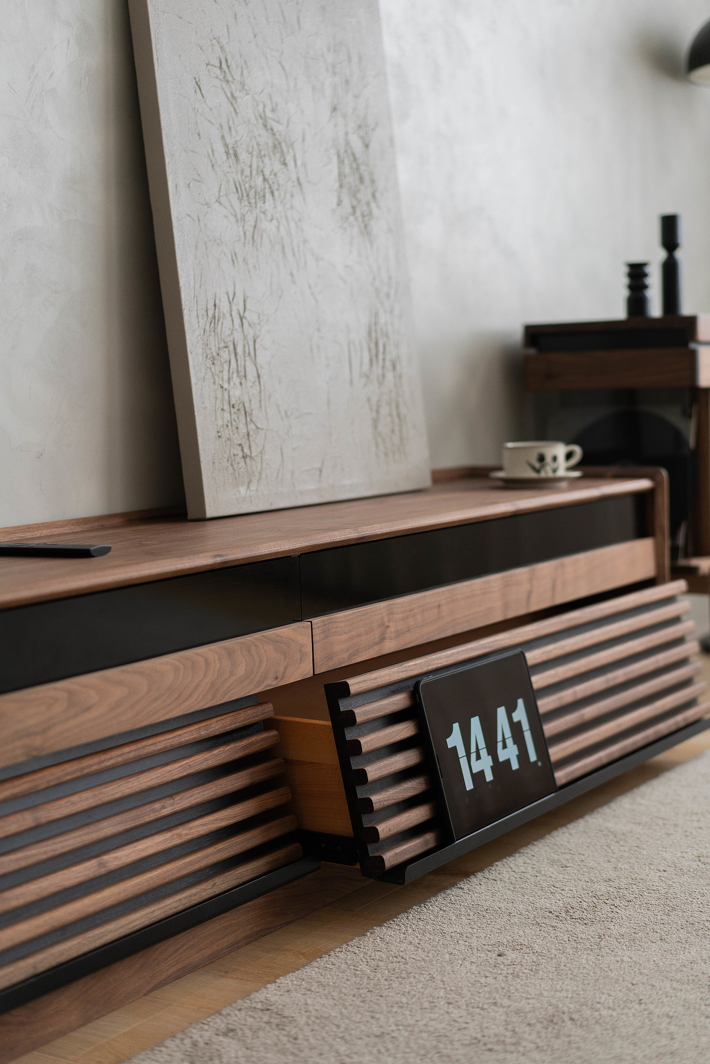 Solid wood furniture，furniture design ，product design，TV cabinet，No main lamp，Atmosphere lamp，