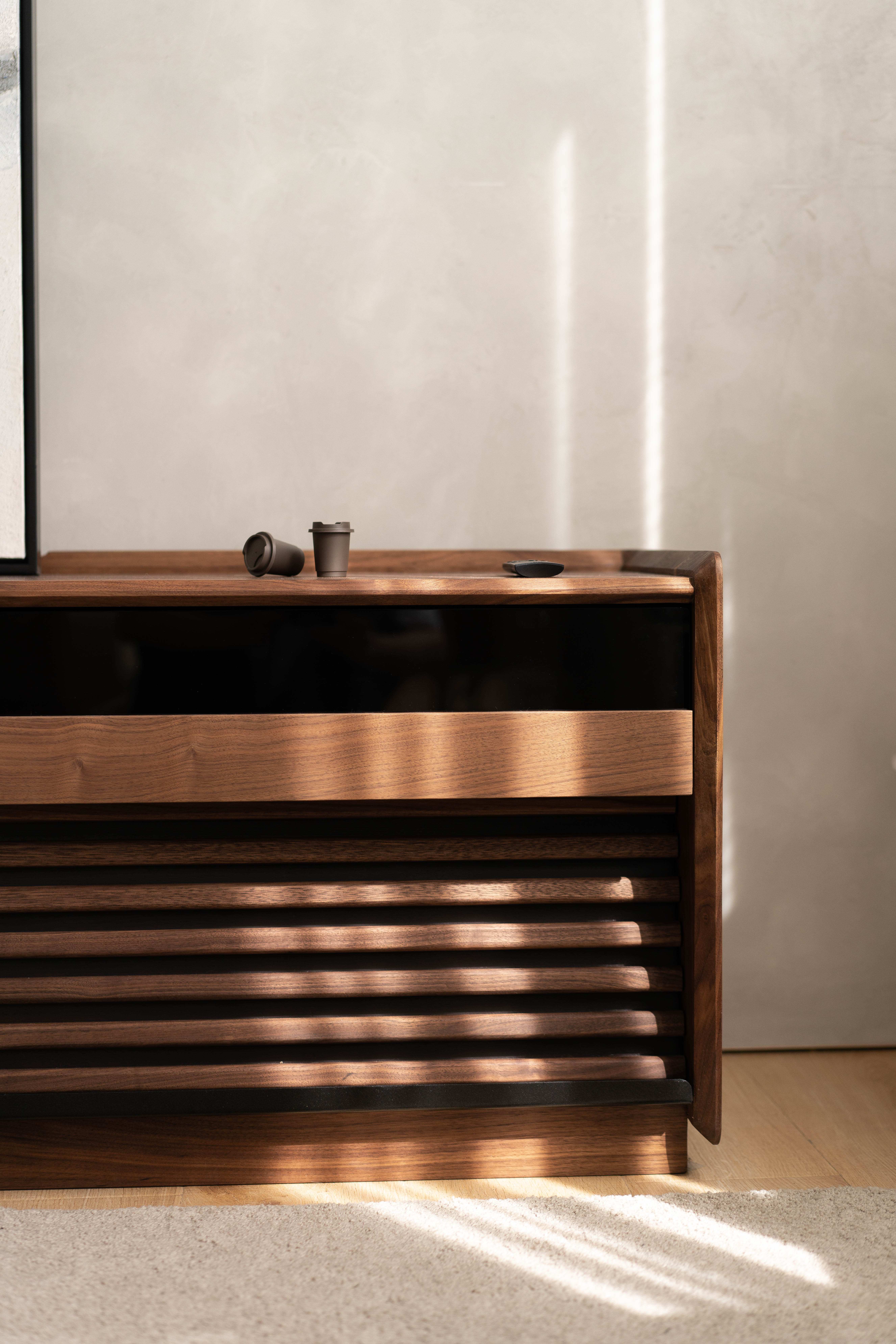 Solid wood furniture，furniture design ，product design，TV cabinet，No main lamp，Atmosphere lamp，