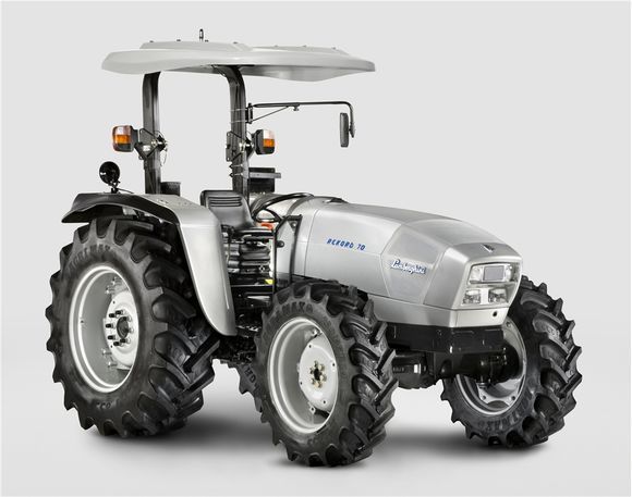 industrial design，product design，agricultural machinery，vehicle，Tractor，Lamborghini，