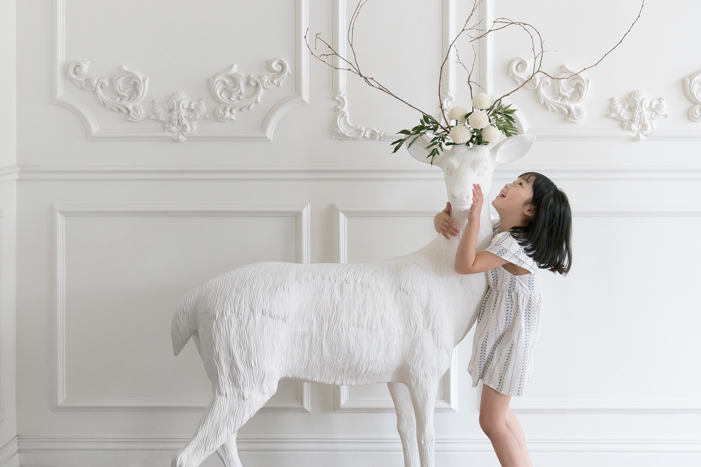 product design，white，deer，vase，Interior design，