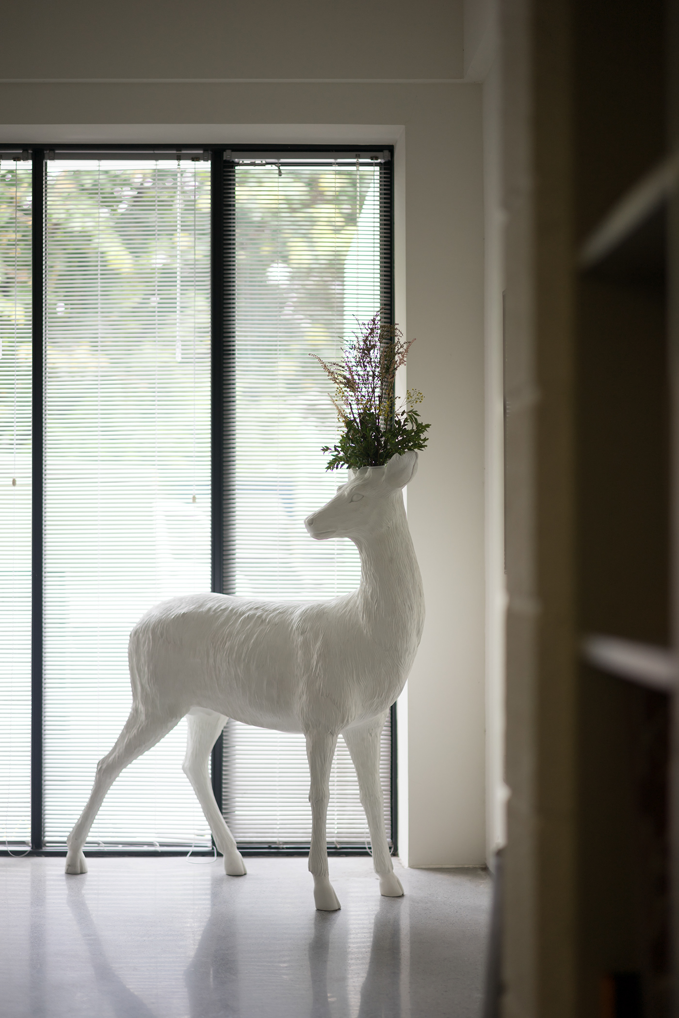 product design，white，deer，vase，Interior design，