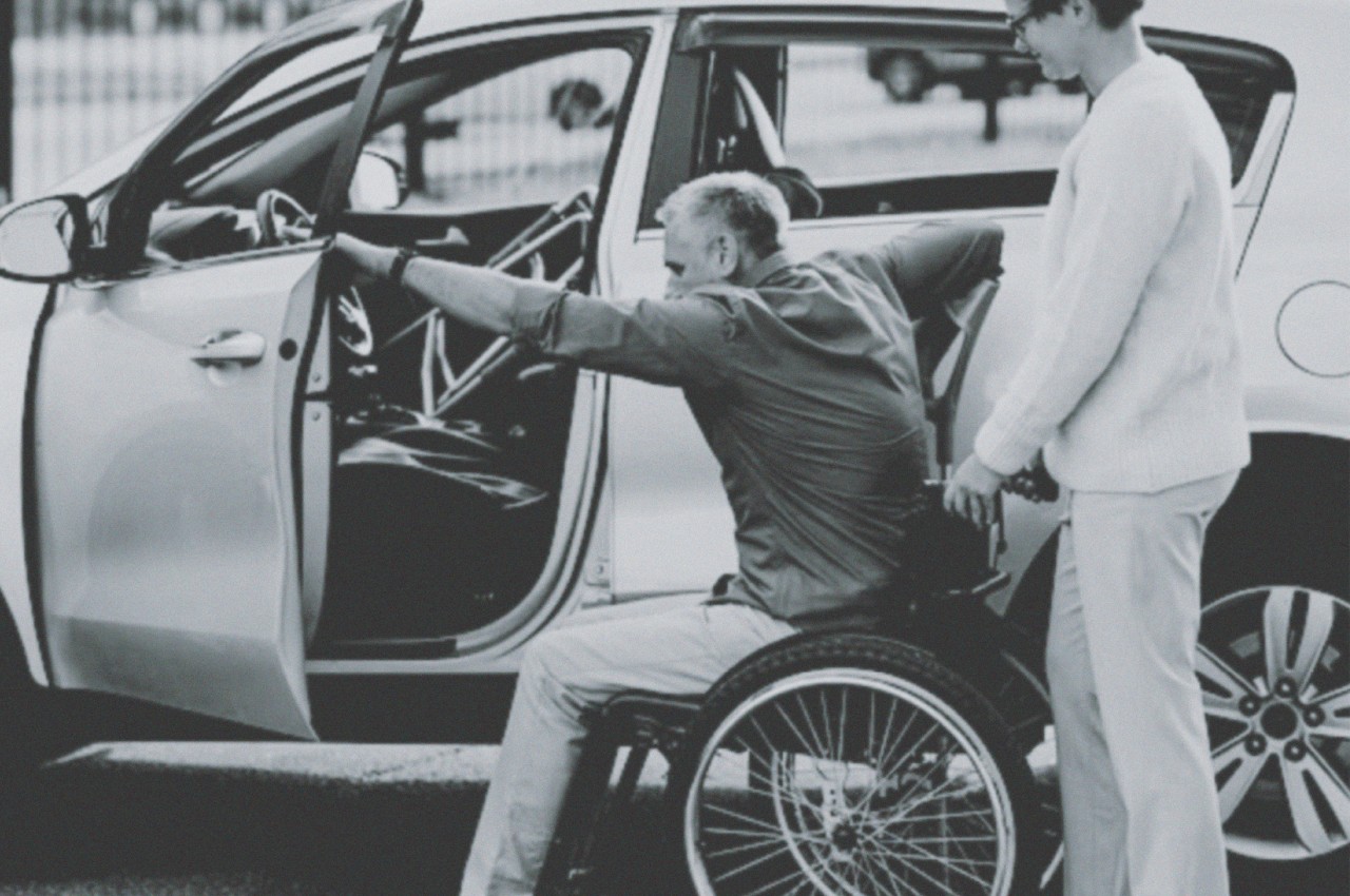 Resilience，Electric wheelchair，