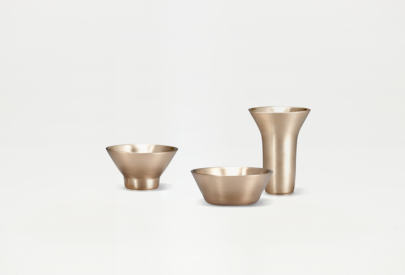 Receive，Tray，wood，Glass，vase，Retro，Mobile phone bracket，radio，