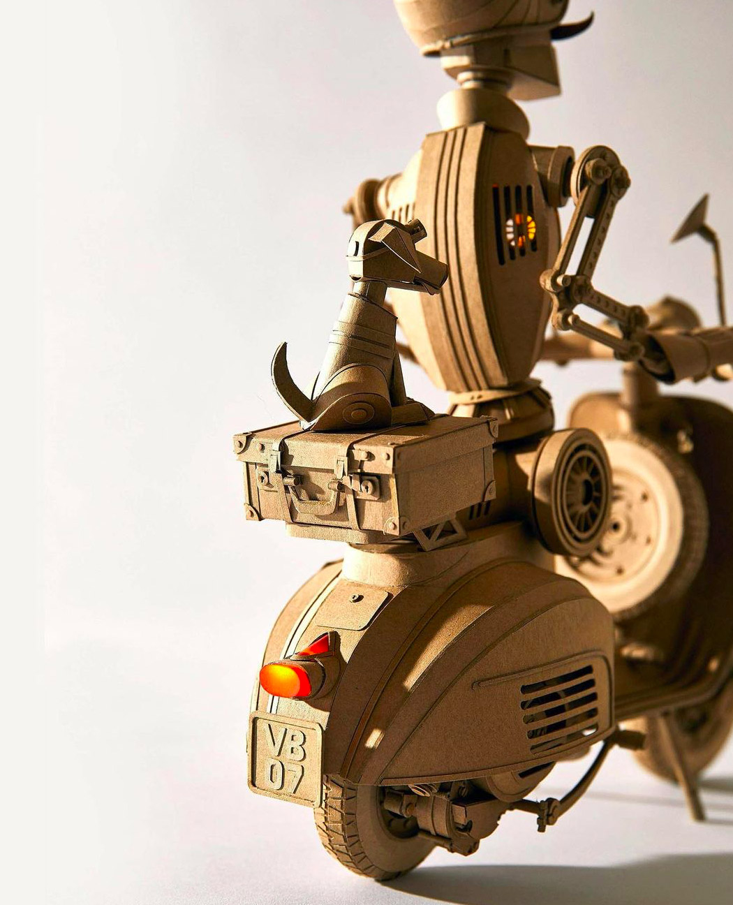 Sculpture，cardboard，Greg Olijnyk，science fiction，Futurism，