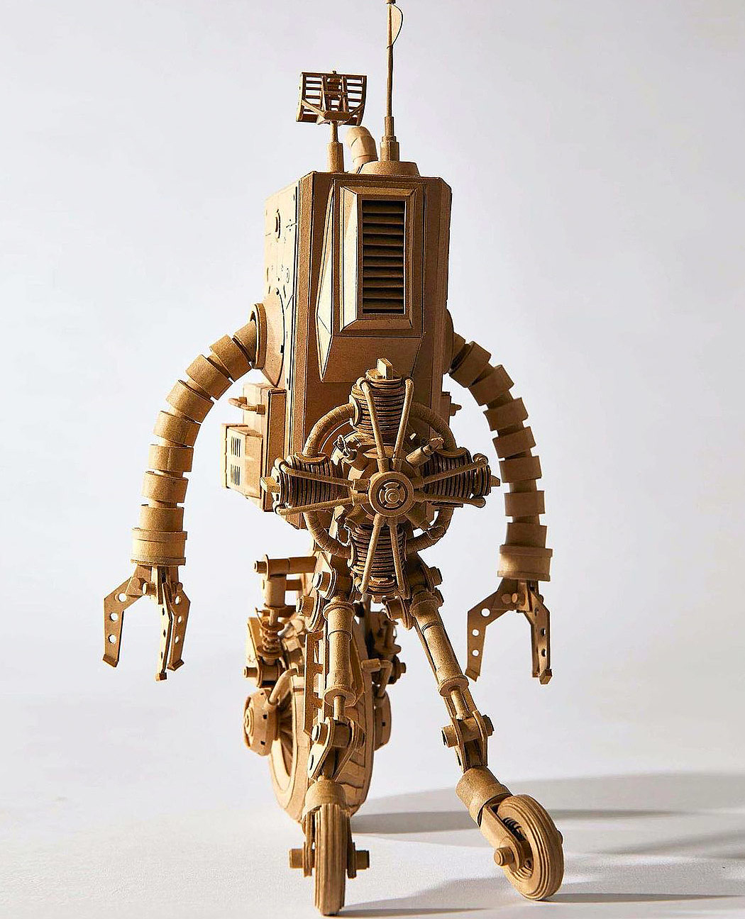 Sculpture，cardboard，Greg Olijnyk，science fiction，Futurism，
