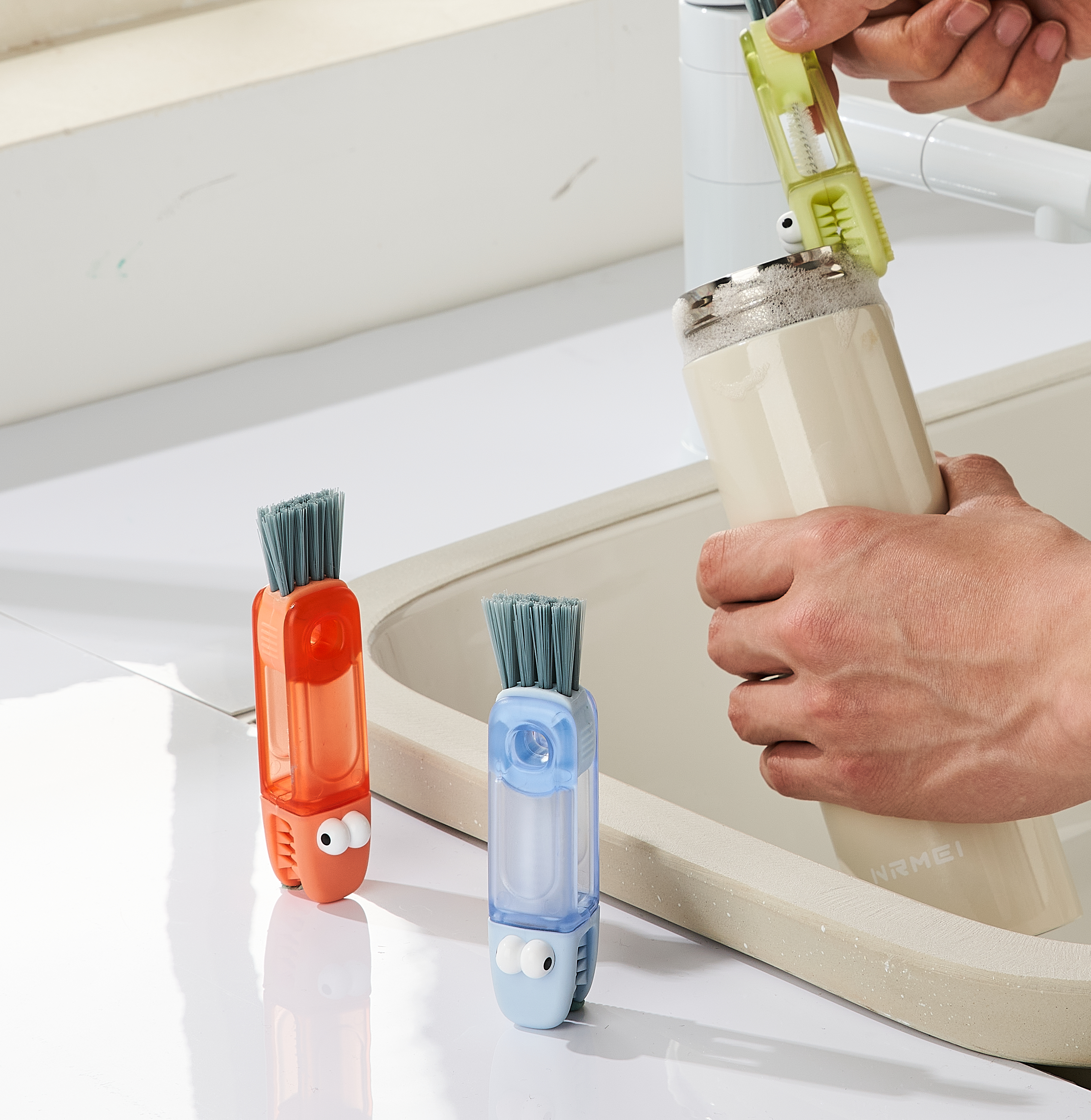 clean，Cup lid brush，brush，Home Furnishing，kitchen，Cup brush，multi-function，
