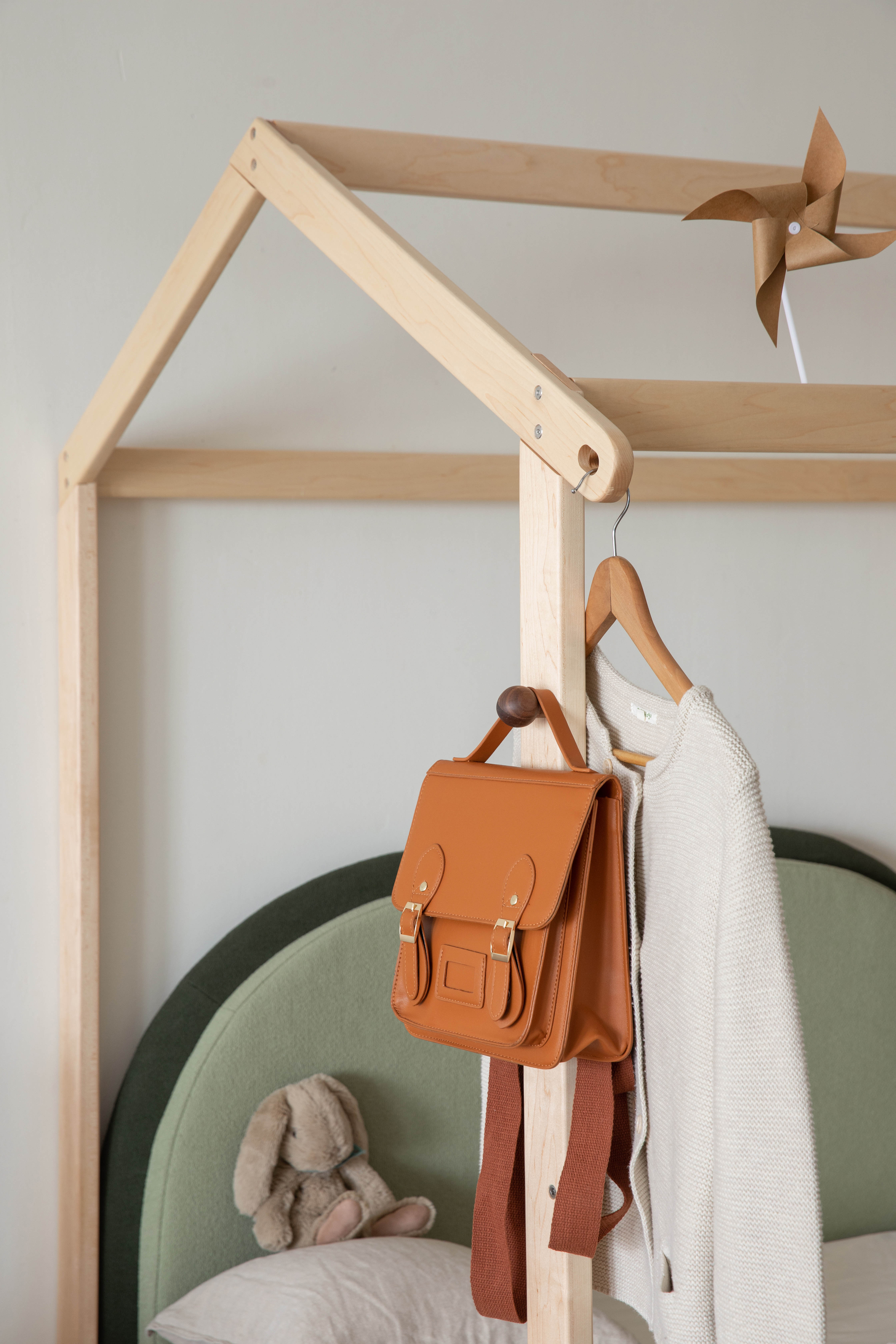 Children's furniture，furniture design ，Children bed，industrial design，product design，Solid wood furniture，Original design，